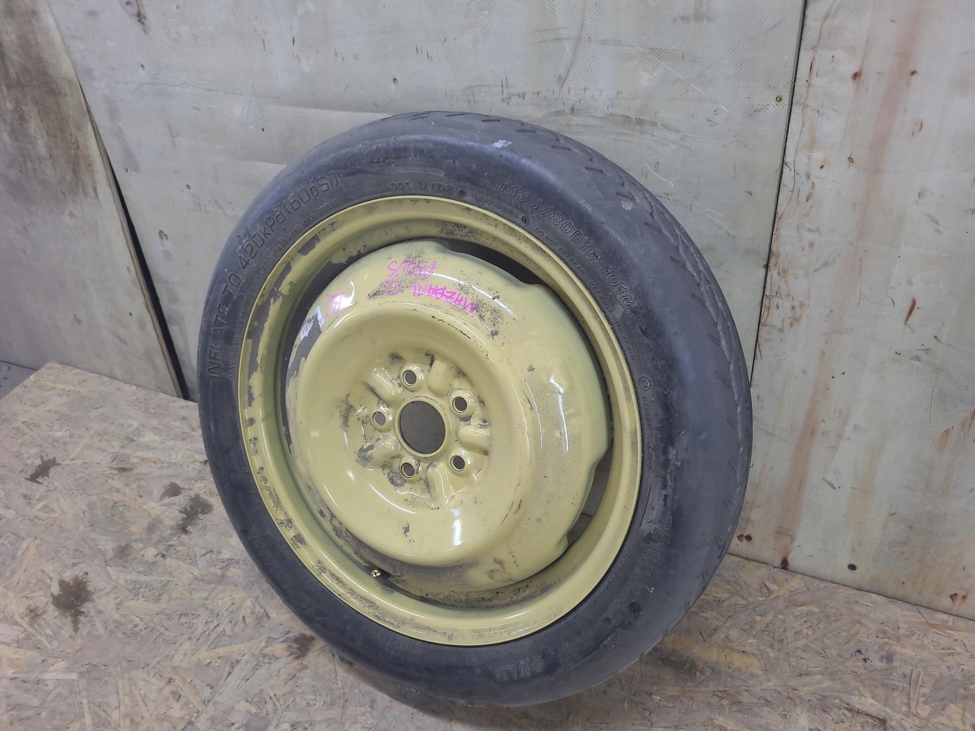 wheel spare Toyota Prius 3 XW30 2011