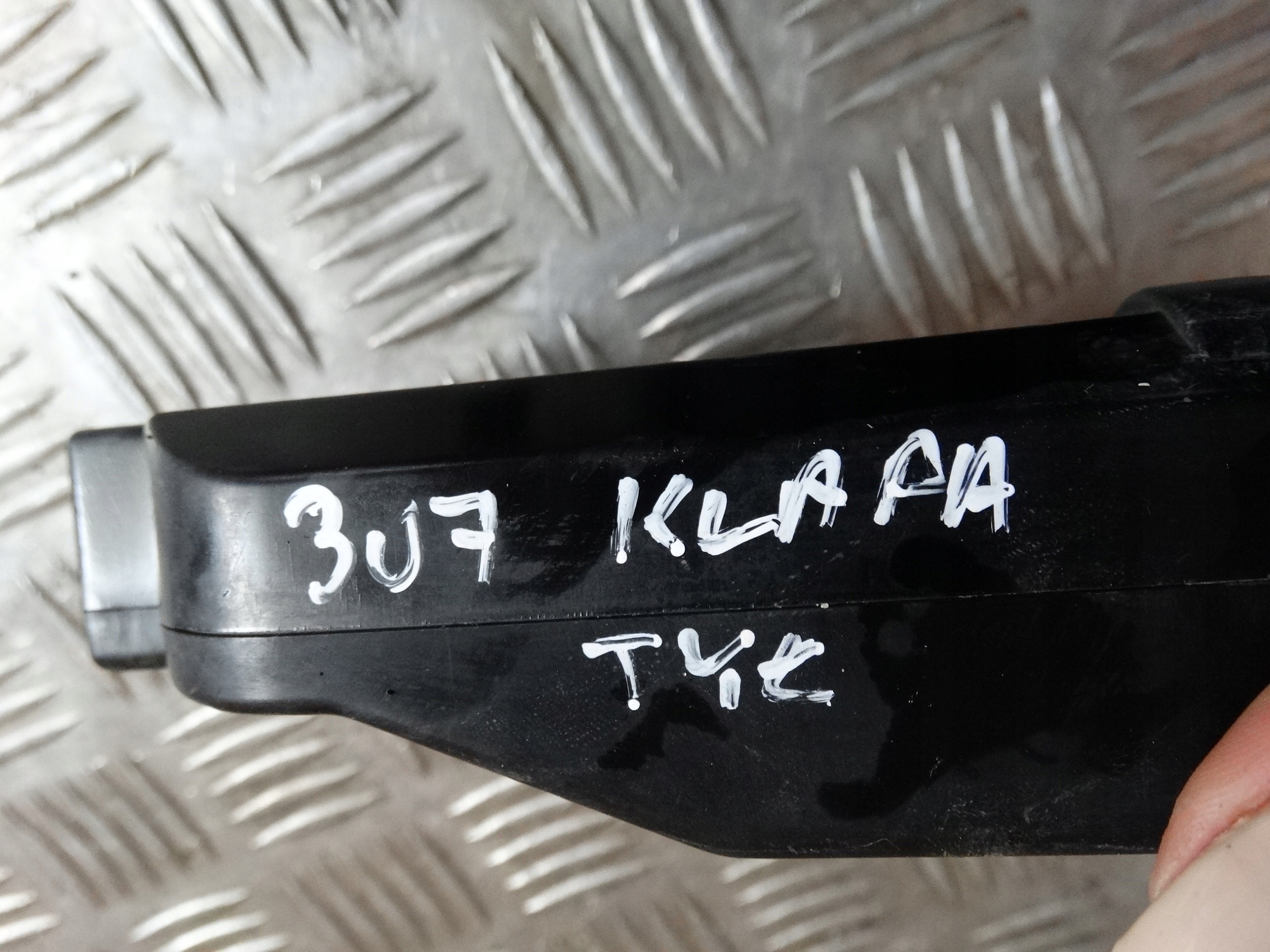 lock bonnet rear part PEUGEOT 307 9652301980