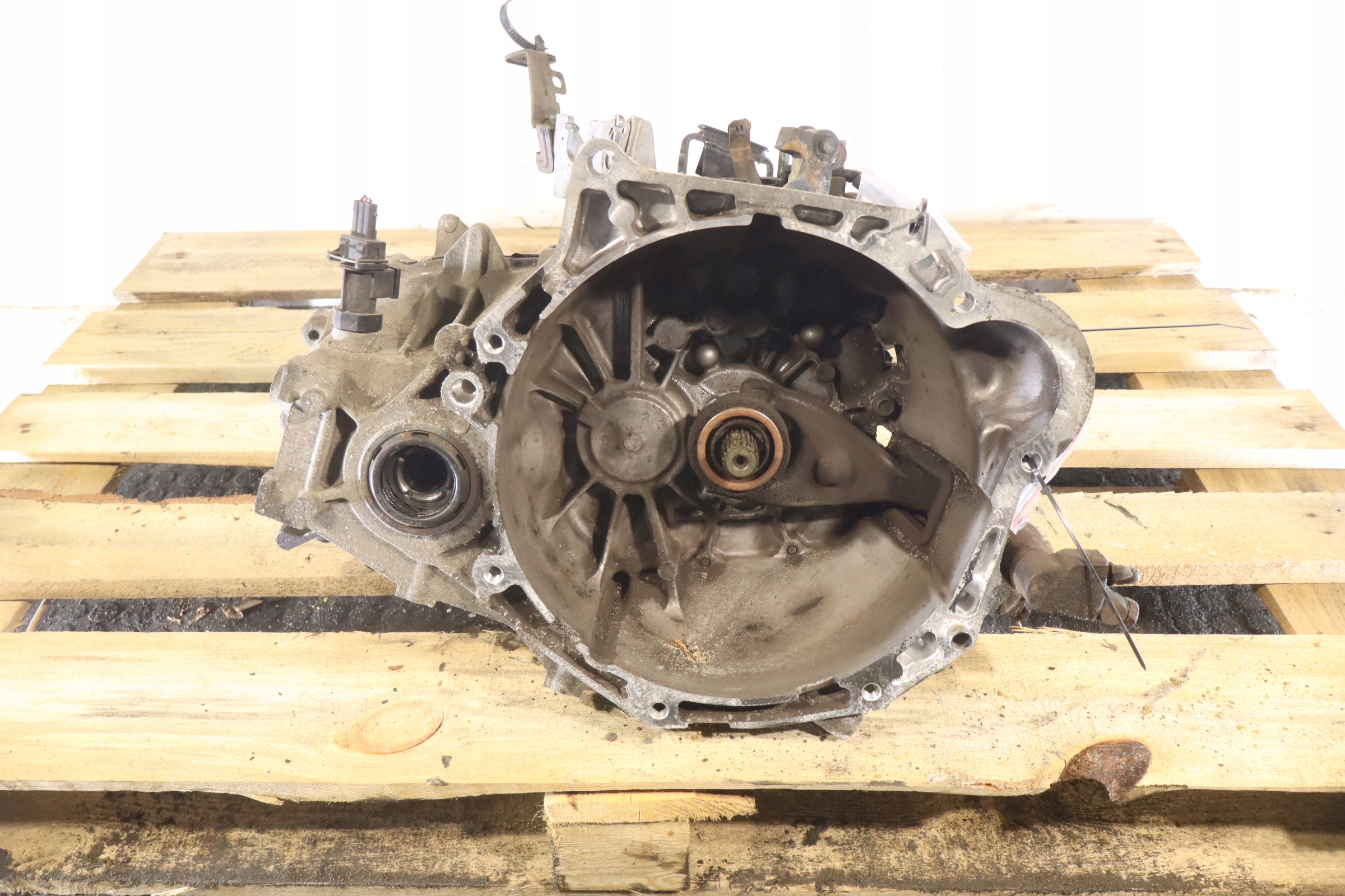 SKRZYNIA BIEGÓW 5 BIEGOWA KIA CEED I 1.4