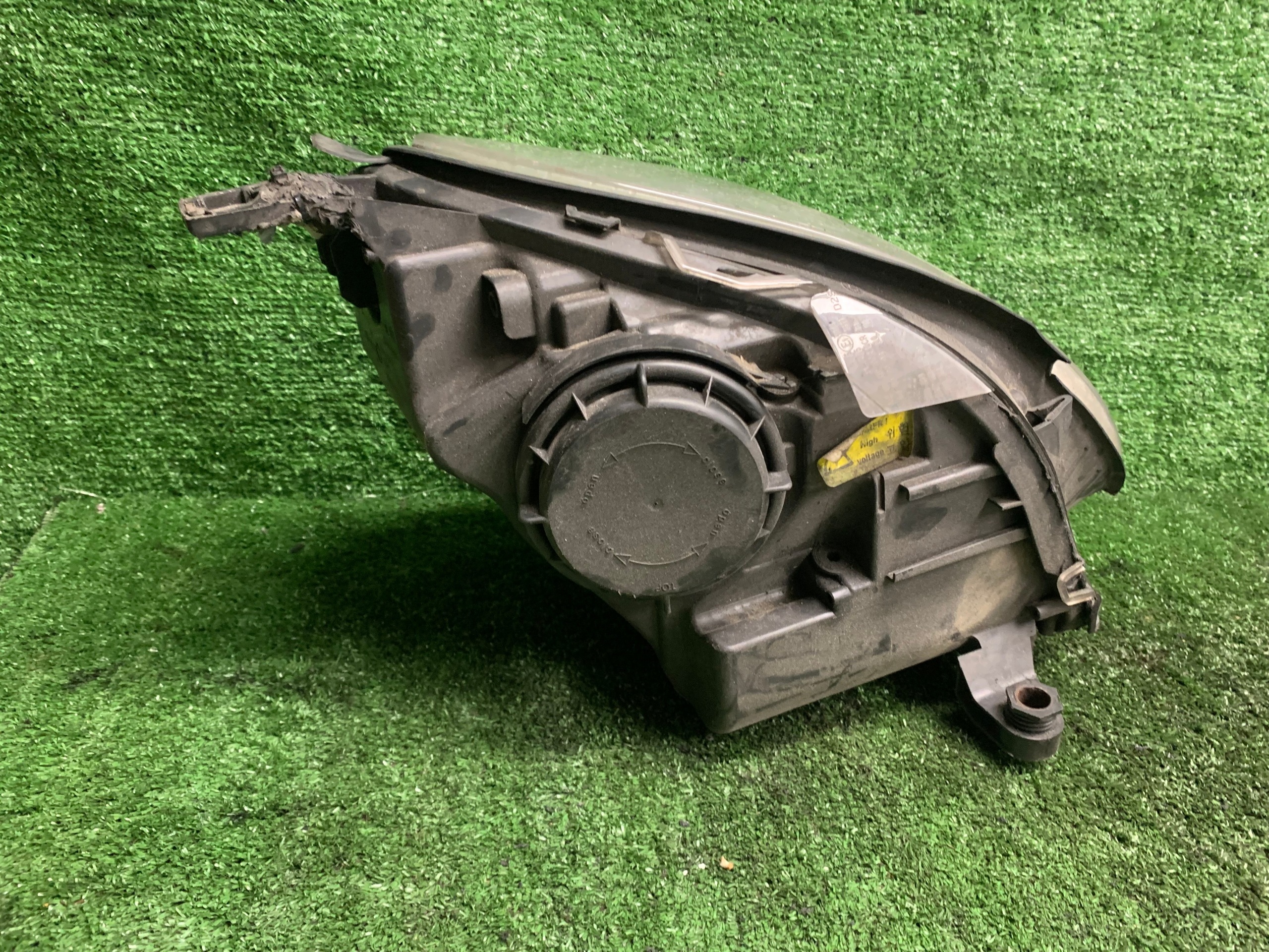 light left XENON front front MERCEDES W251 EUROPA