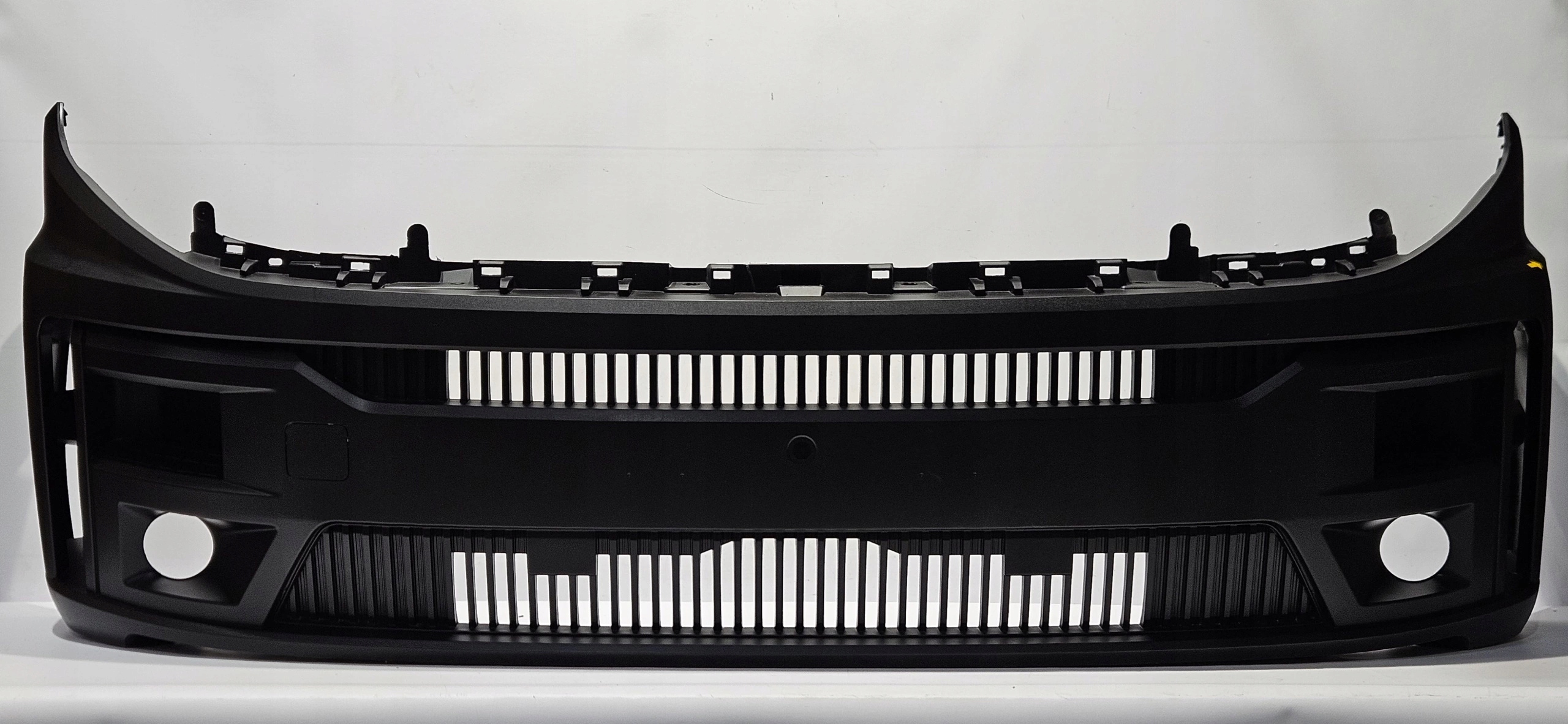 front bumper RENAULT MASTER V 24- original 622541366R