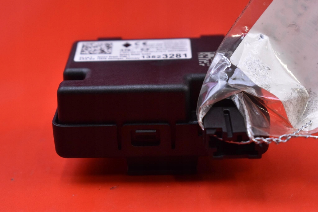control unit module central of a lock 13523281 OPEL INSIGNIA B KOMBI 17-20