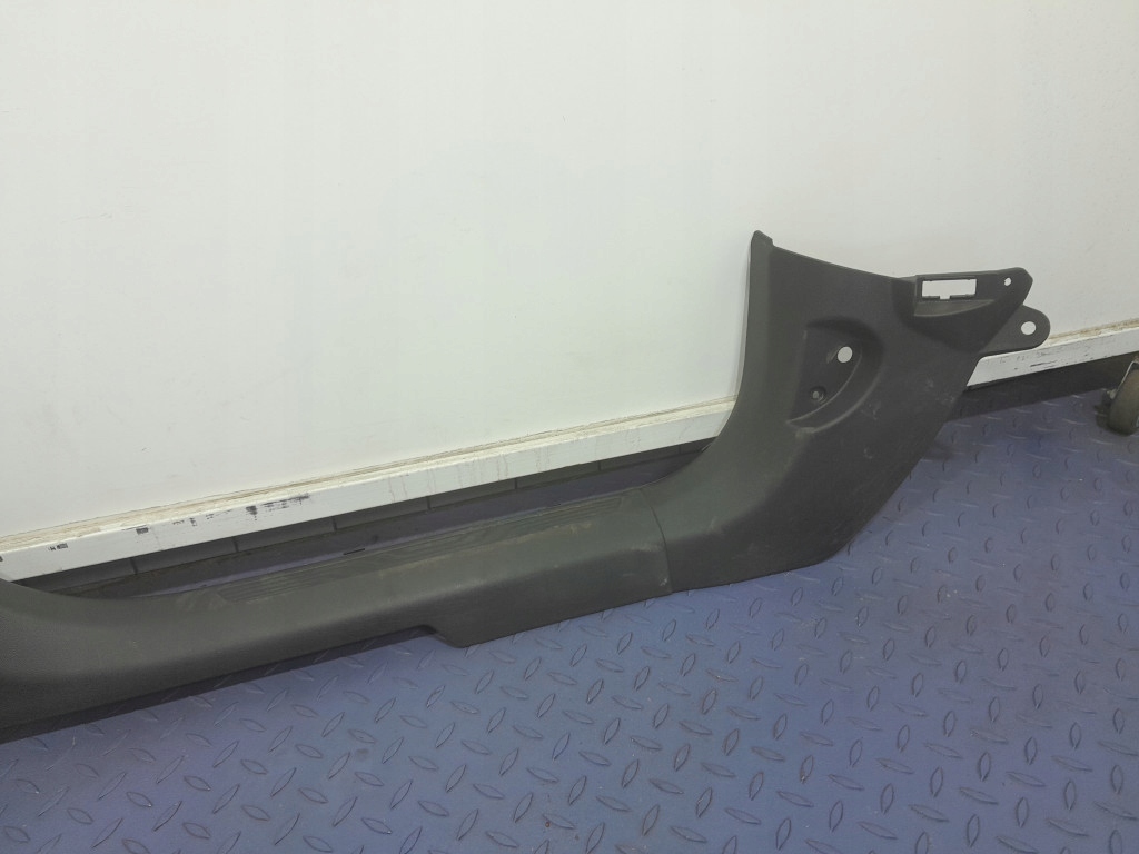 RENAULT MEGANE IV HB 5D KOMPLET OSŁON BOK LEWY 768377406R Numer katalogowy części 768377406R