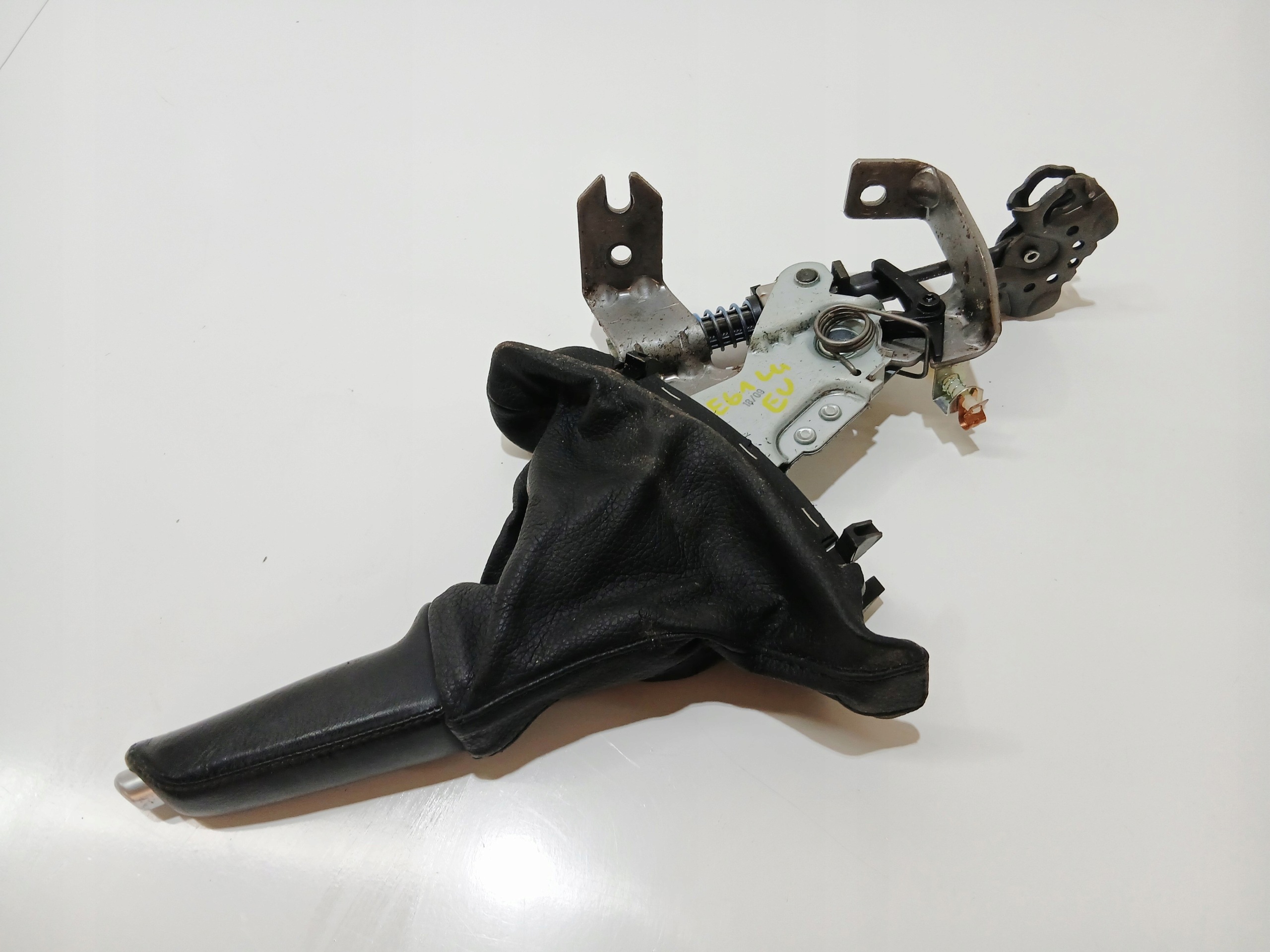 ručica elektronske rucne kocnice BMW E60 E61 LCI 6773958 EU