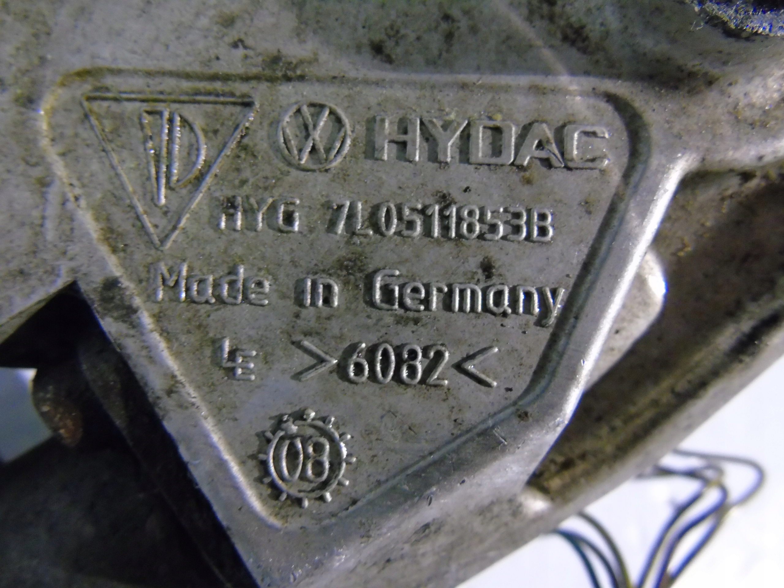.блок распределитель клапанов PORSCHE Cayenne 7L5