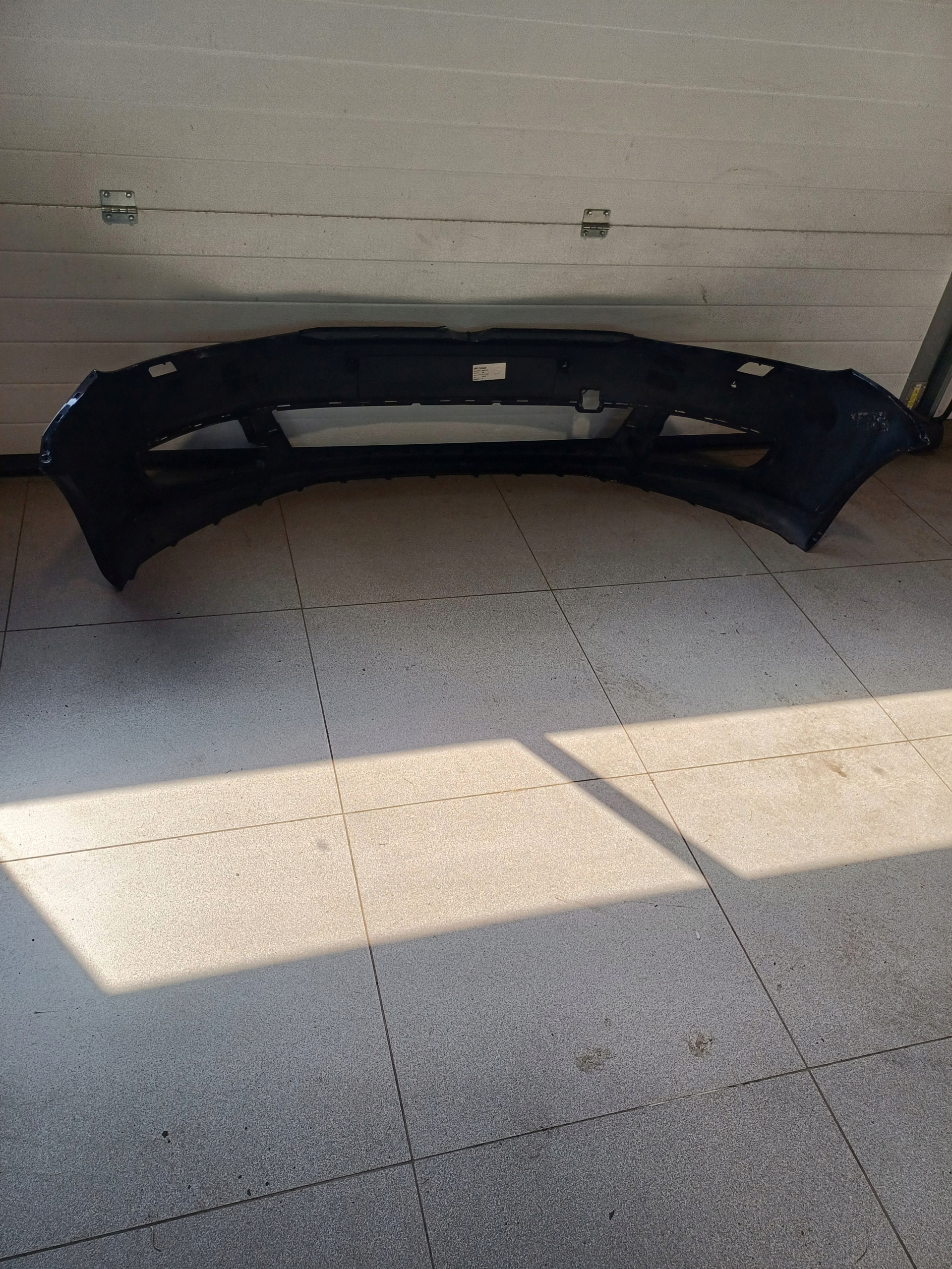 bumper front front VW SHARAN 2 II 7N0807221A 4 X PDC washer