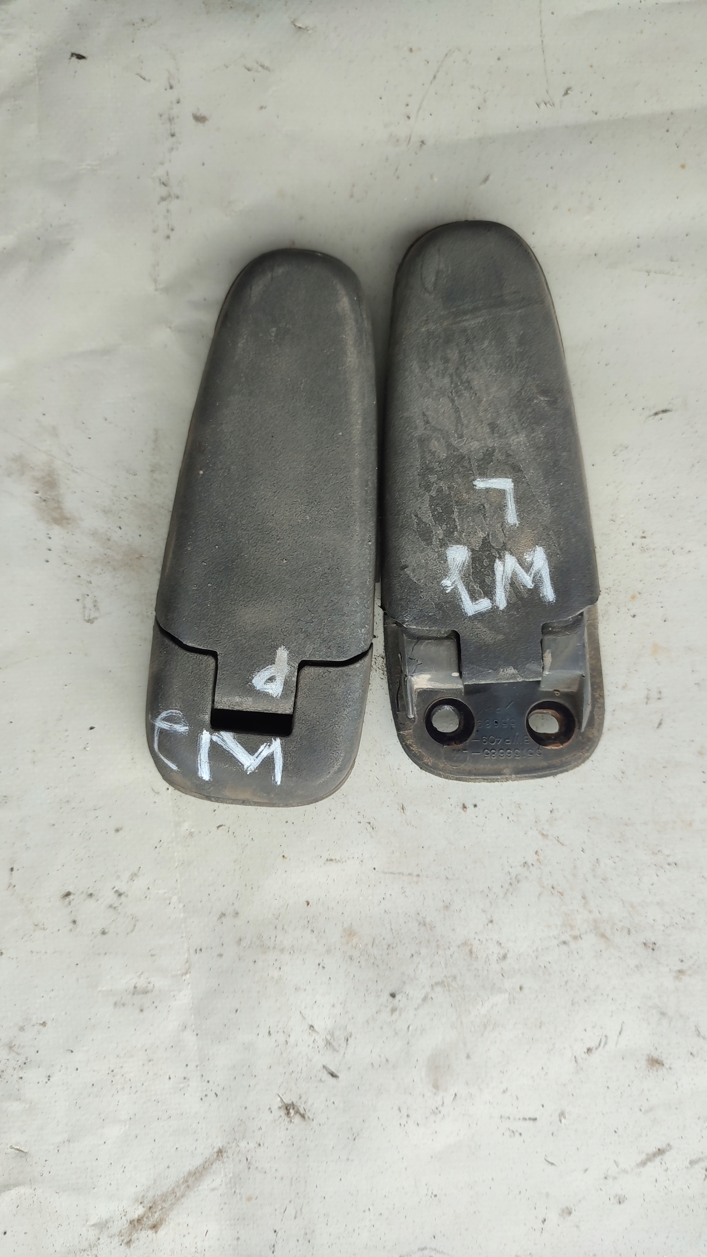 JEEP GRAND CHEROKEE WJ ZAWIAS SZYBY KLAPY PAGAŻNIKA