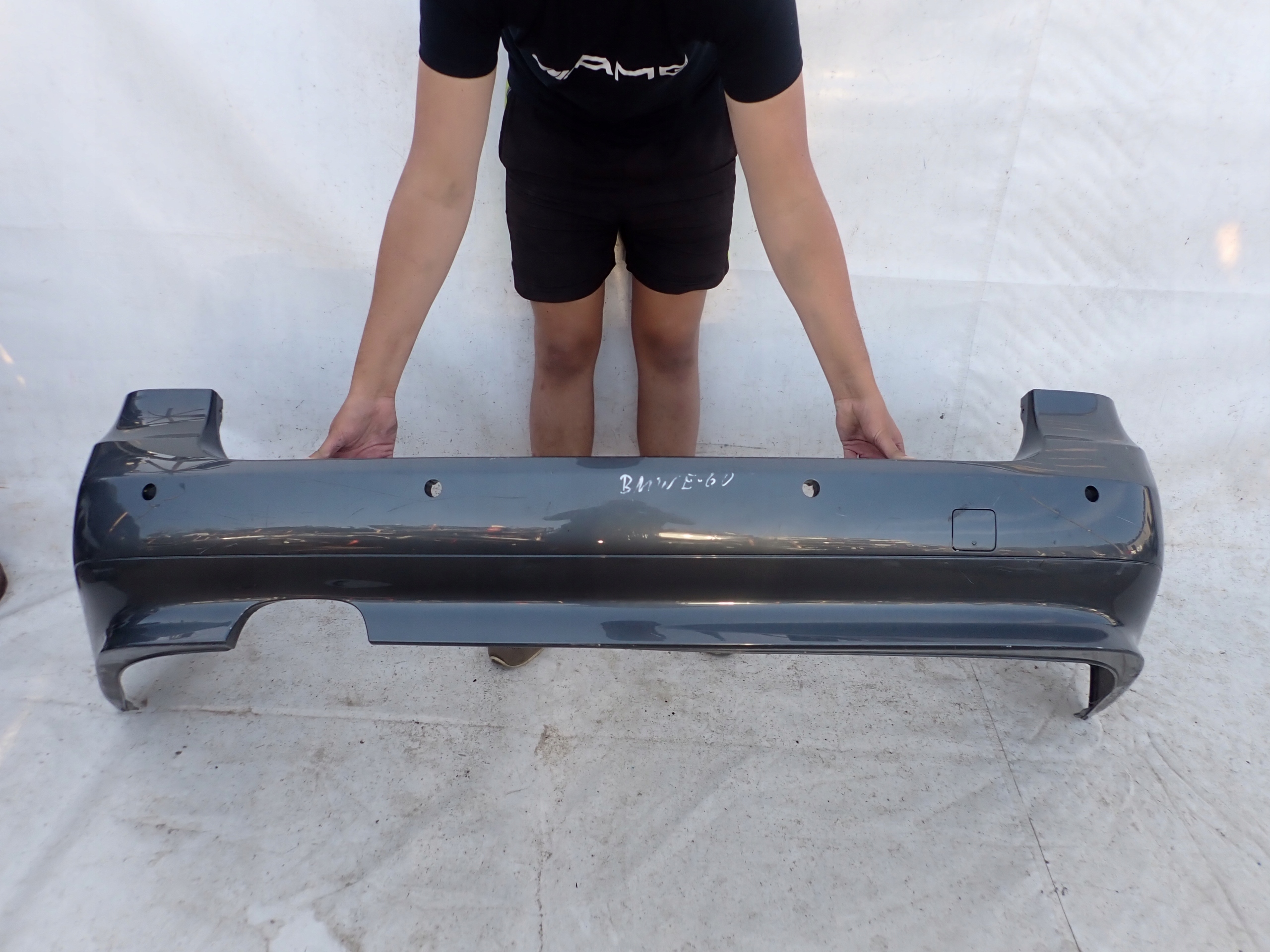 BMW 5 E61 KOMBI 02-06 bumper rear part rear PDC