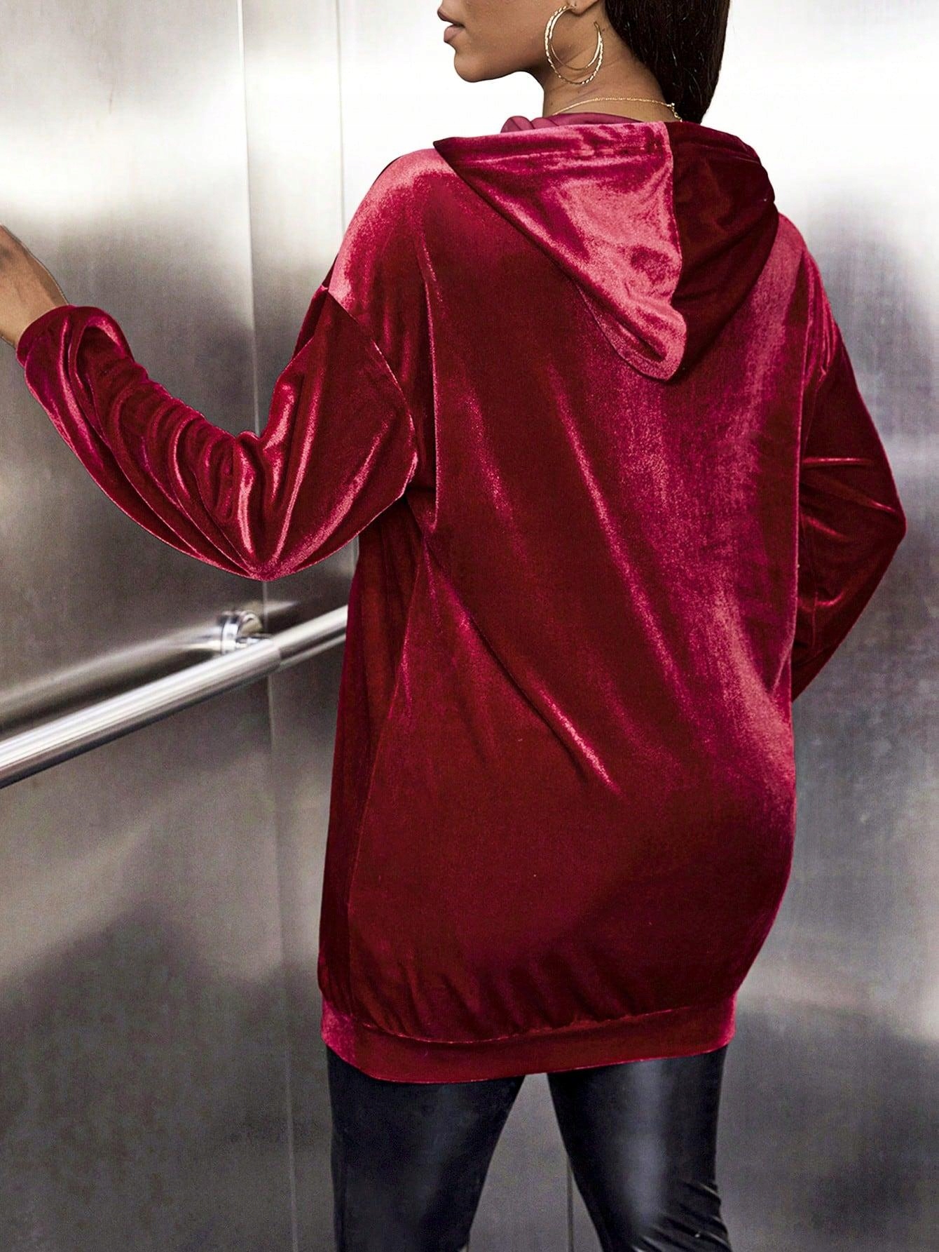 BLUZA BORDOWA CIĄŻOWA AKSAMITNA Z KAPTUREM KIESZEŃ KANGURKA SHEIN 38 Kolor czerwony