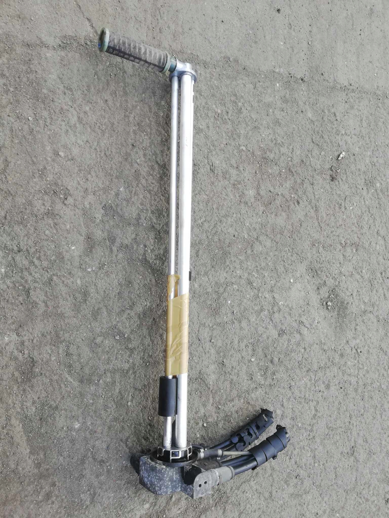 SMOK CZUJNIK POZIOMU PALIWA SCANIA R 2568894