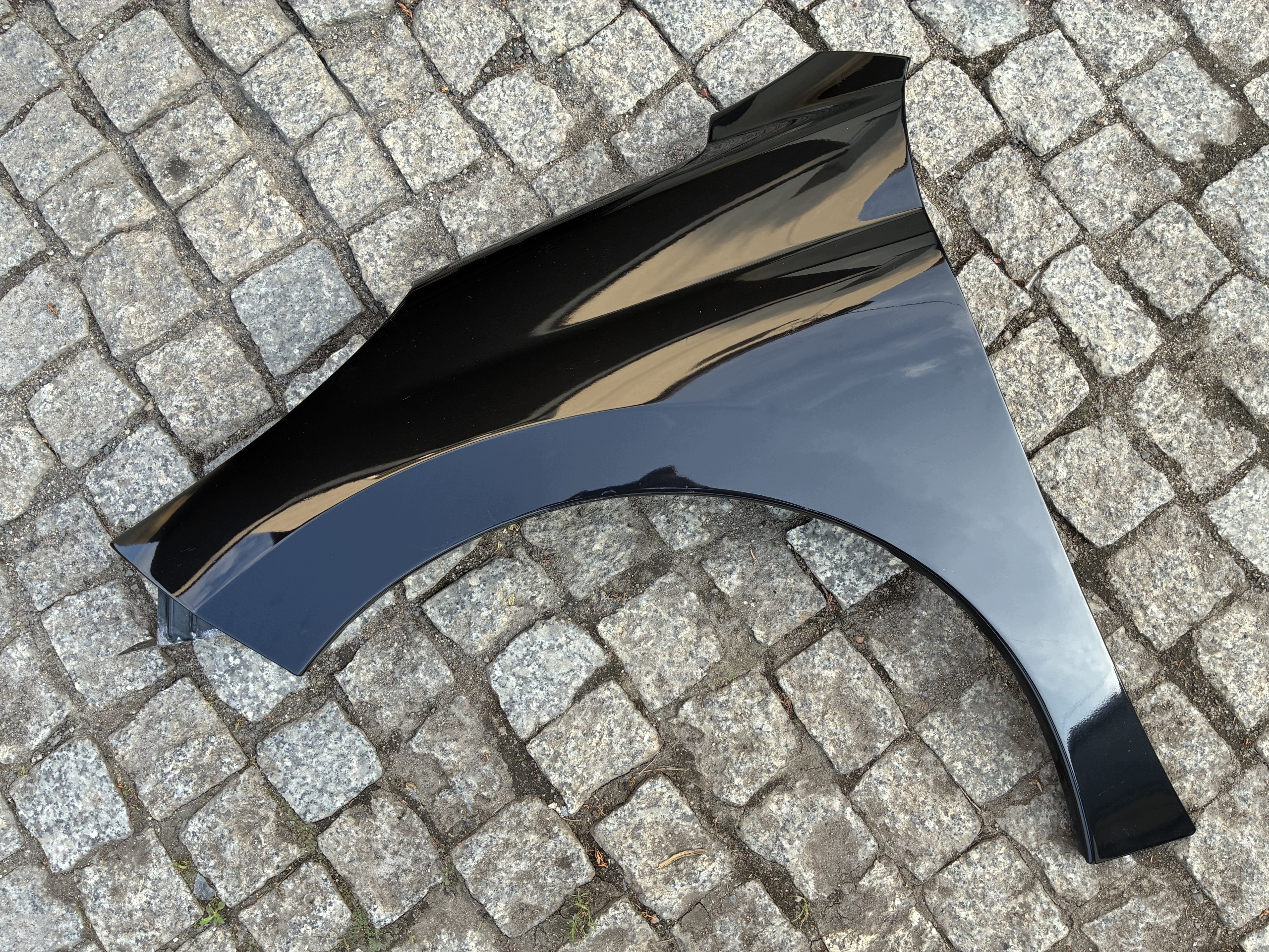 fender left front front Peugeot 207 Lift EXLD 06-12r. =OEM= Eu