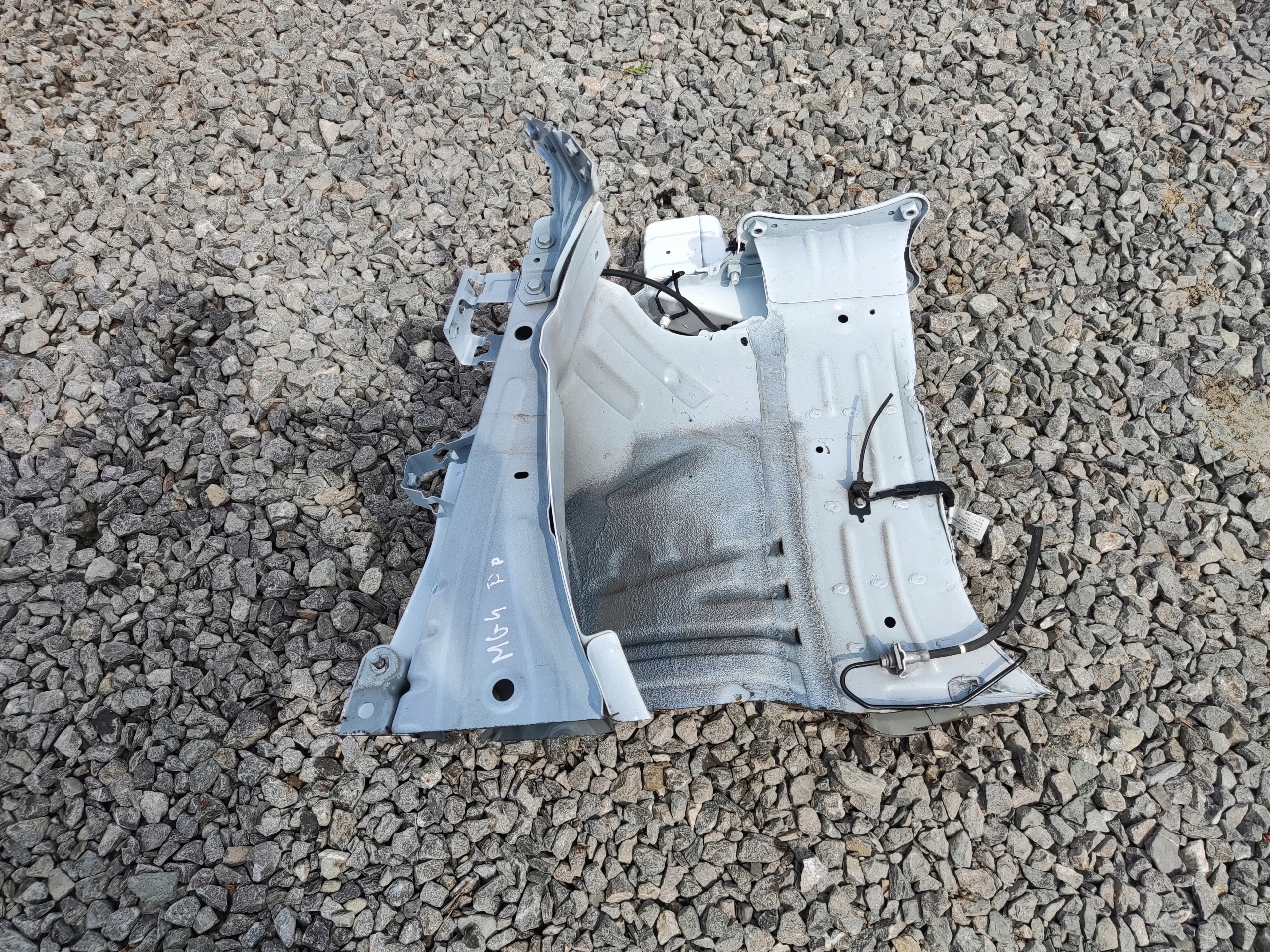 quarter FARTUCH right right front front MG MG4 2022-2025