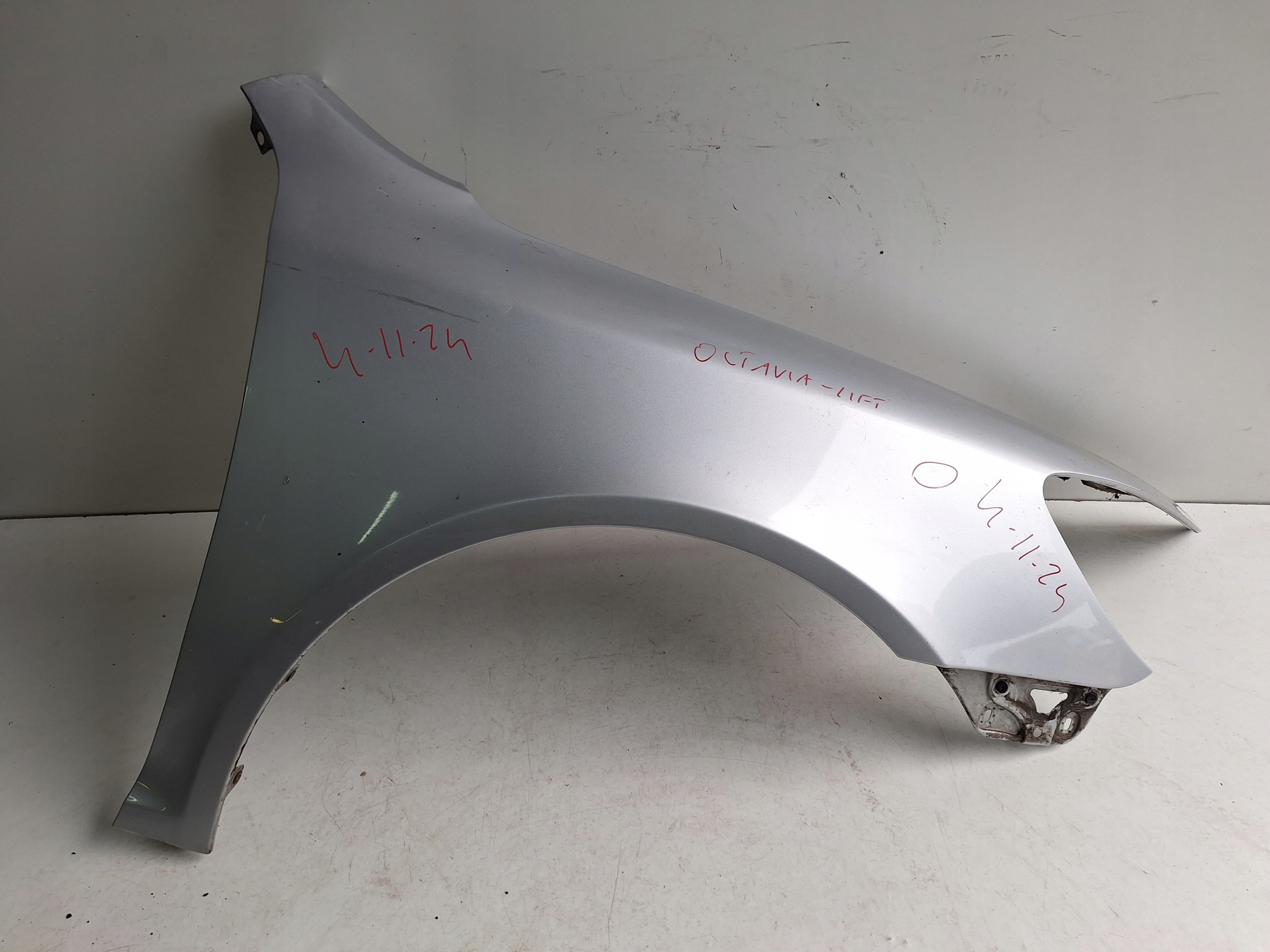 SKODA OCTAVIA II LIFT 08-13 parafango Destra