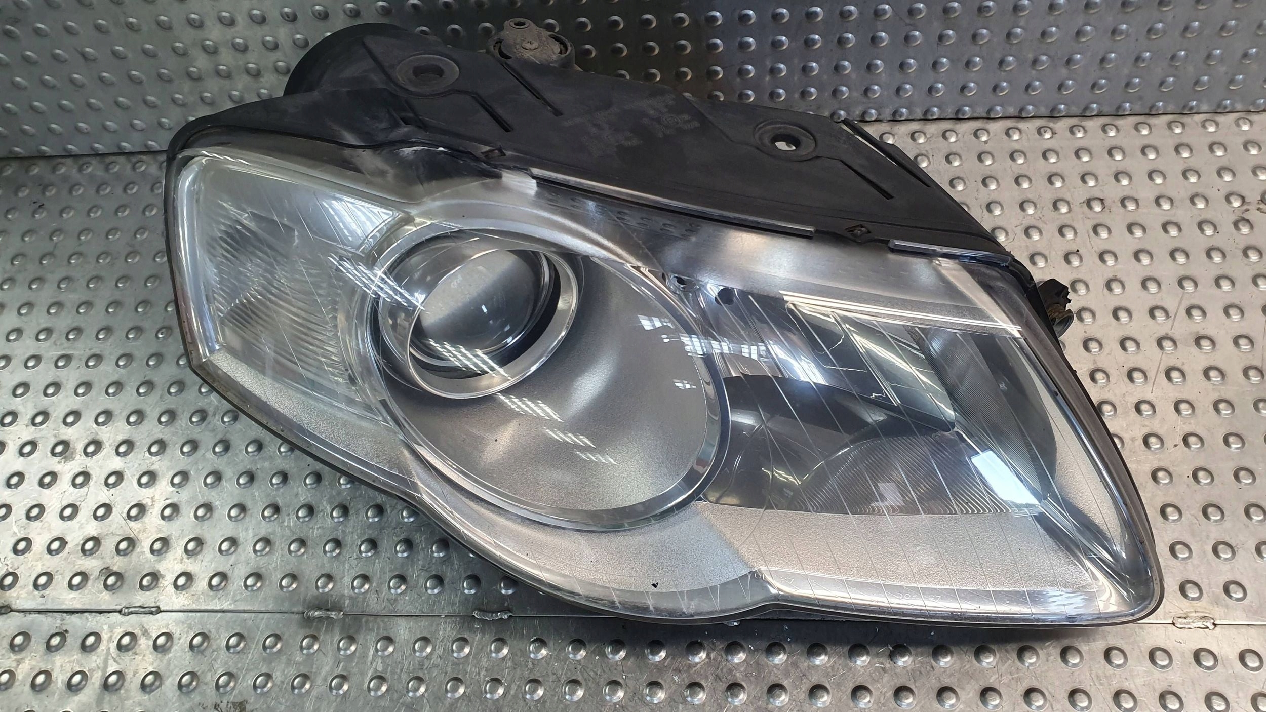 light front right VW PASSAT B6 3C 05