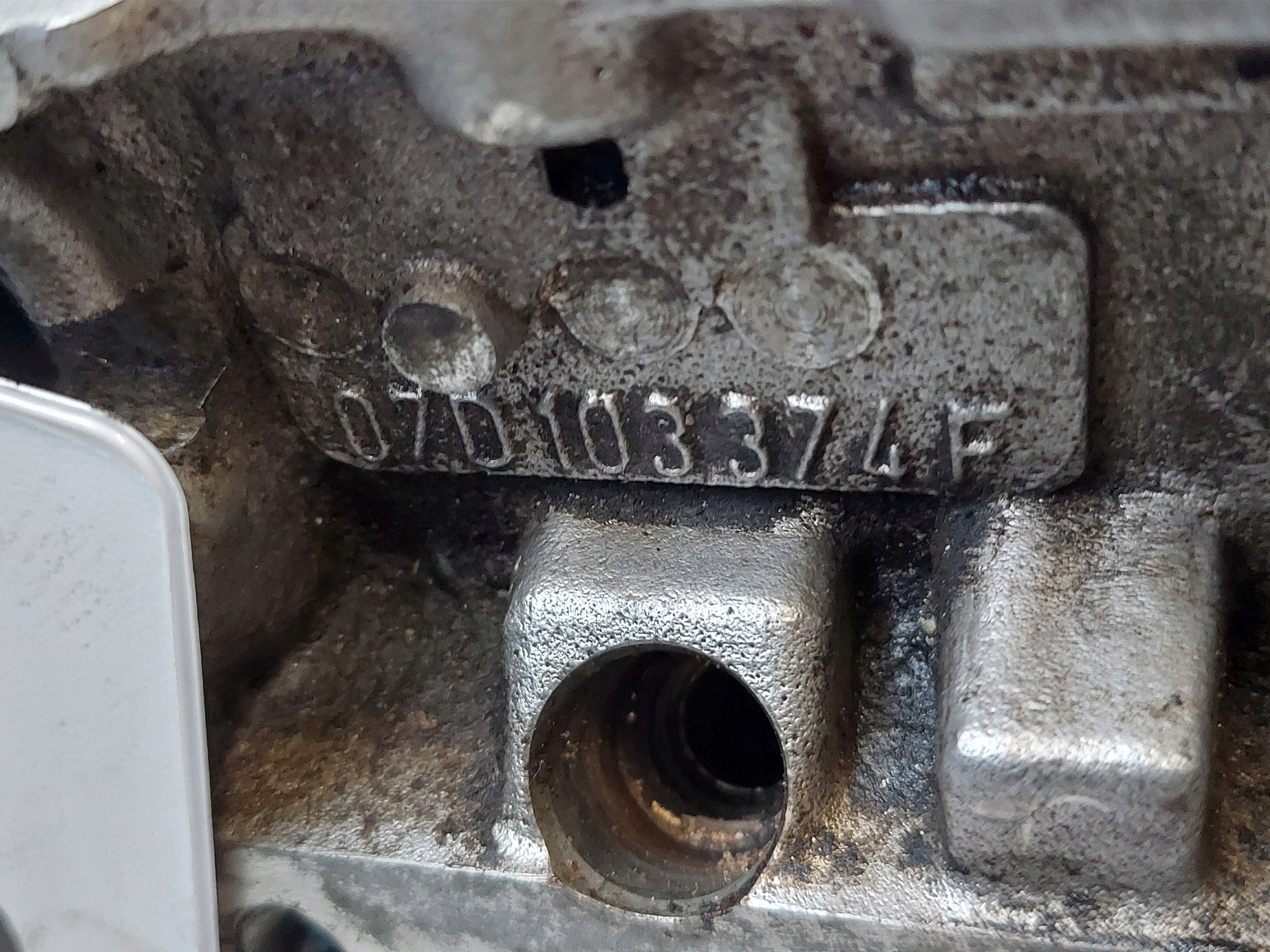 TESTATA PASSAT B5 FL W8 BDN 4.0 V8 07D103373F