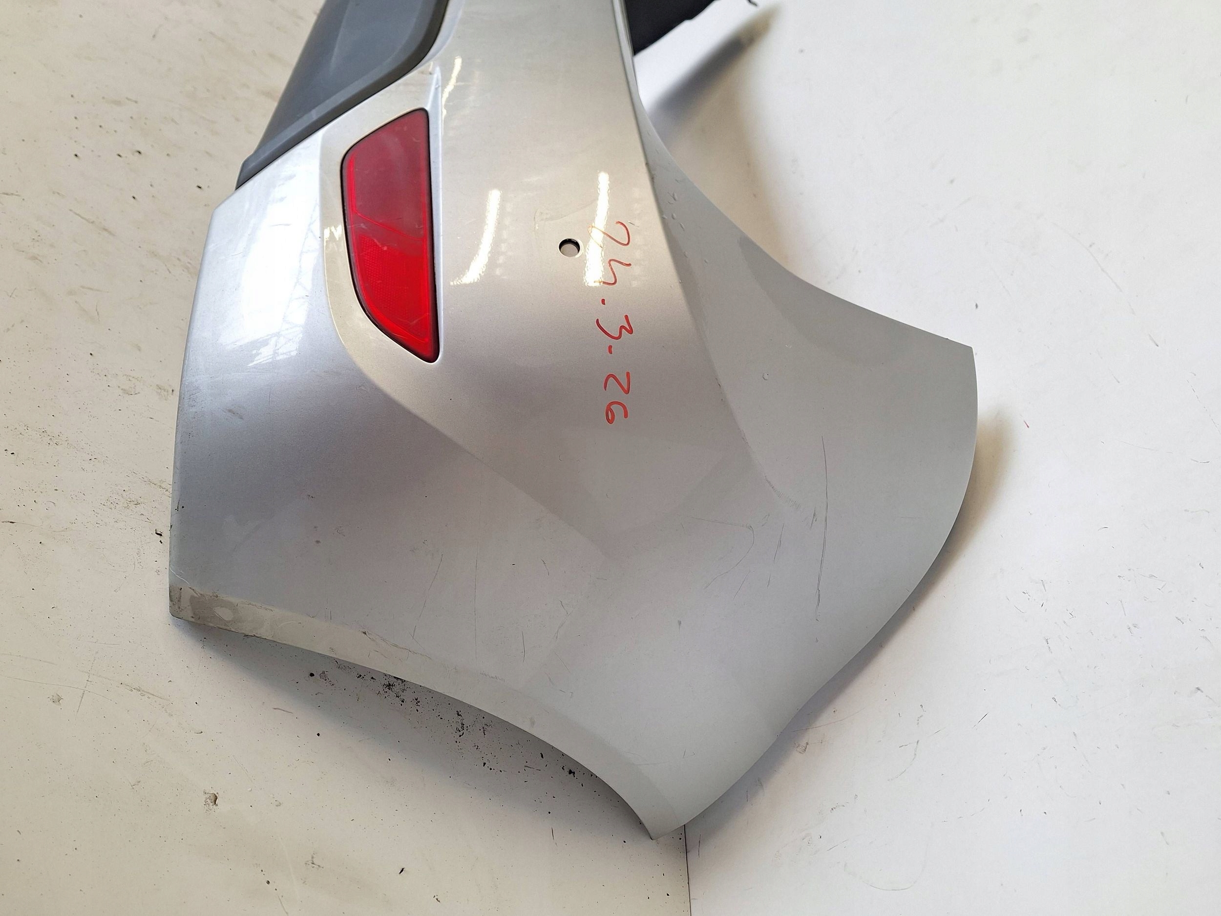 HYUNDAI IX20 10-14 bumper rear part + PDC 86611-1K000