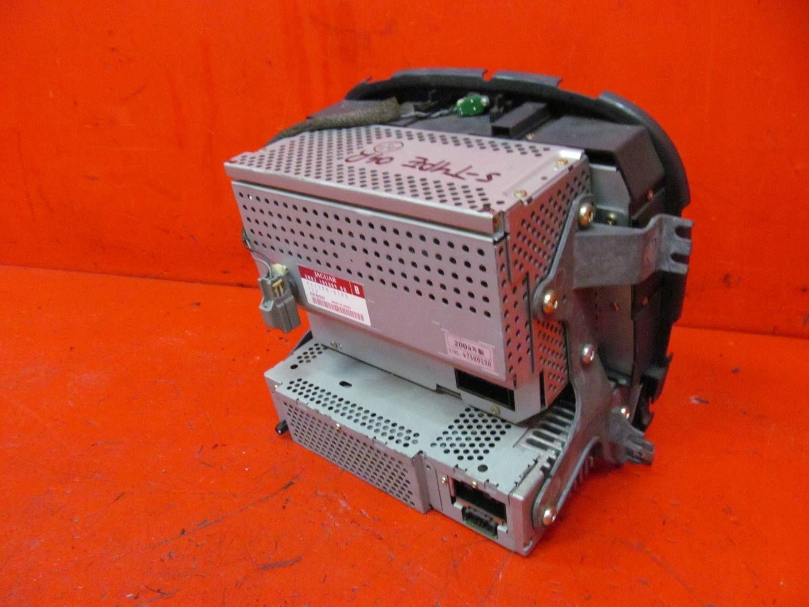 JAGUAR S-TYPE II X200 RADIO CD Radio Navigation PANEL Bouches buses