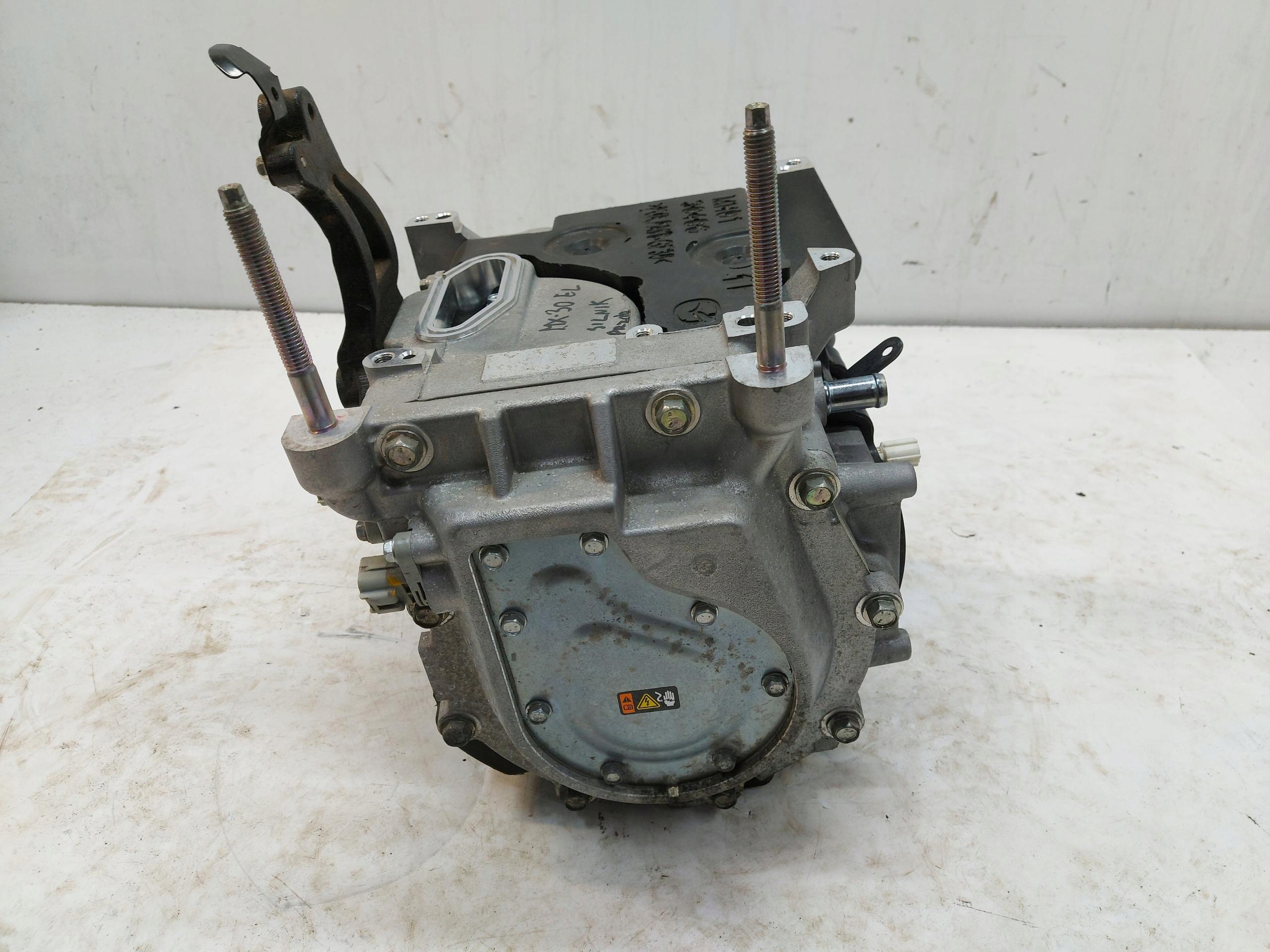 Mazda MX-30 EL engine electrical motor engine mh0130410