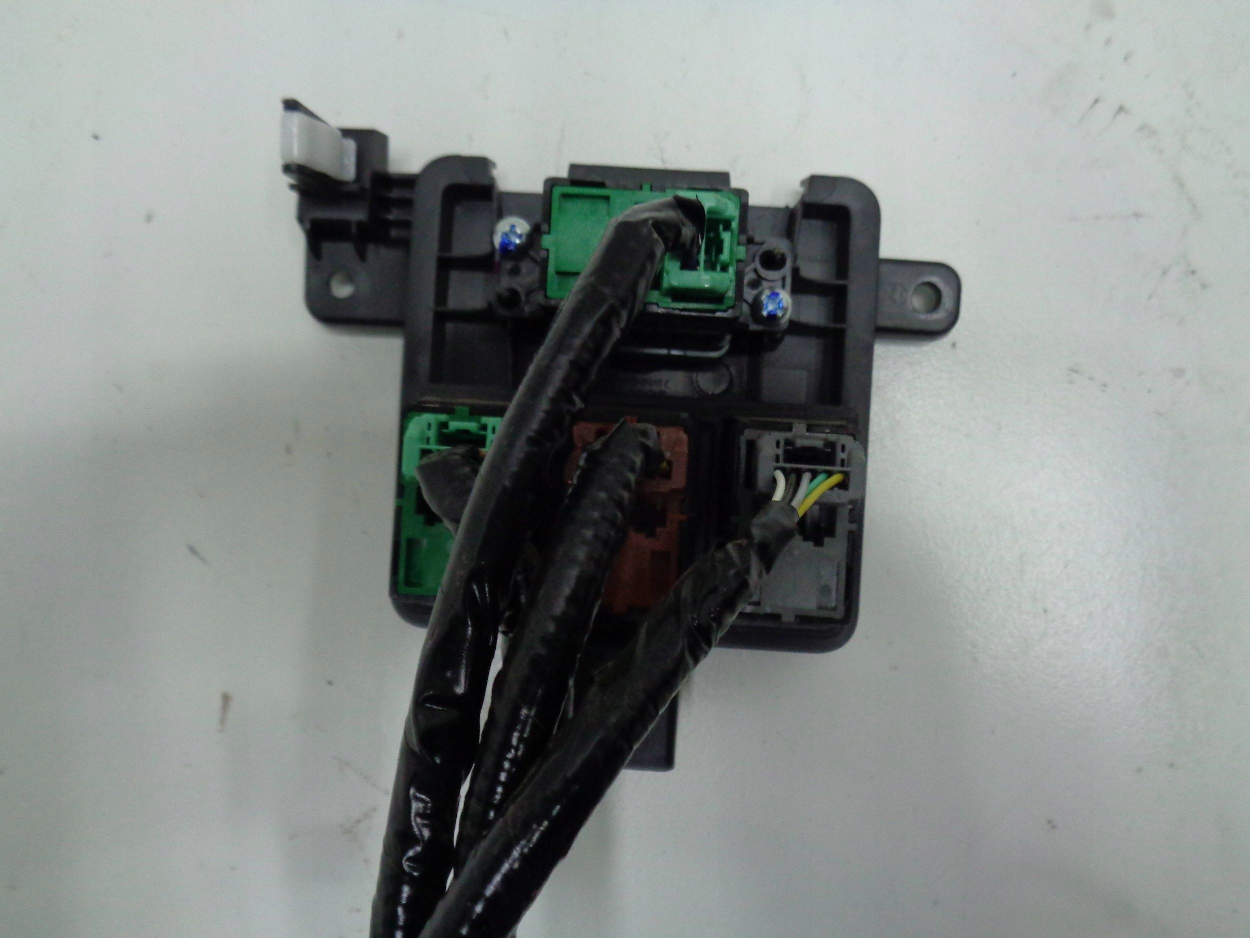 HONDA HR-V II 13-20r PANEL switch button ECON PDC ASR GF82-5121Q100