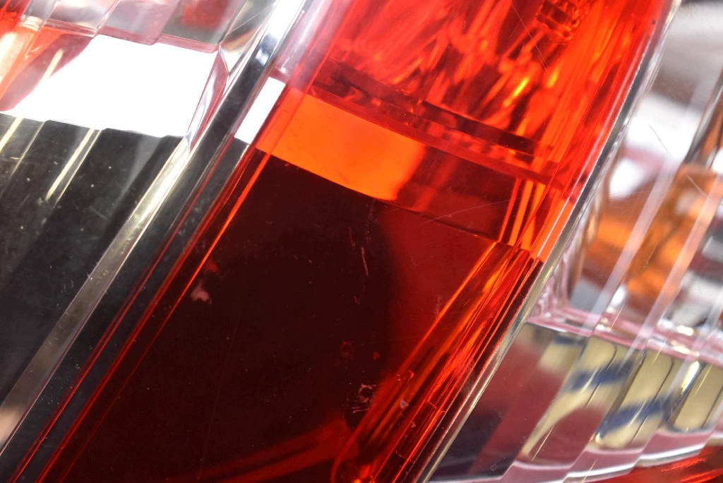 light left rear part rear TOYOTA RAV4 3 III 2-LIFT 10-13