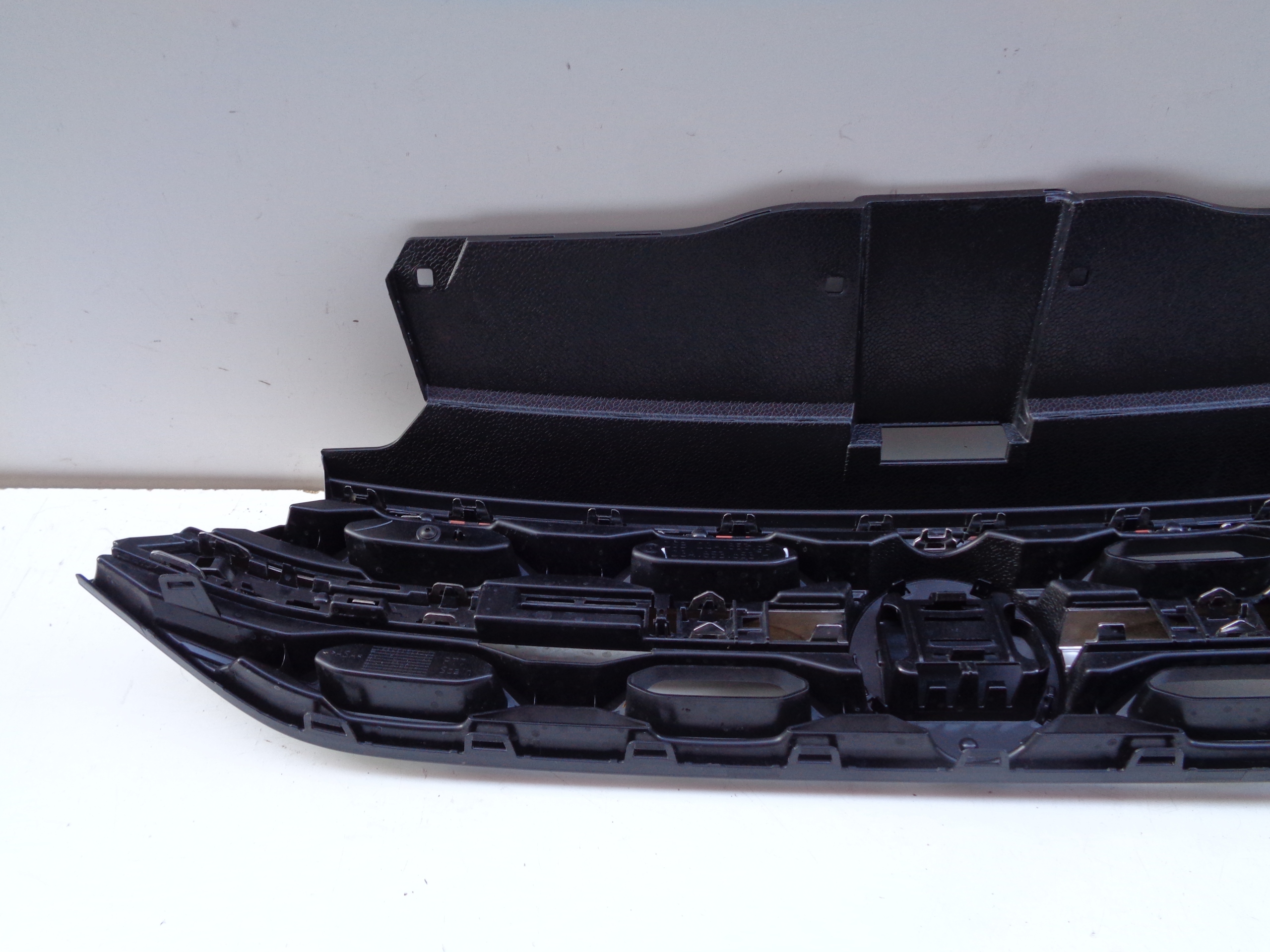 Grille VW T-ROC 2GA 21- LIFT R-LINE