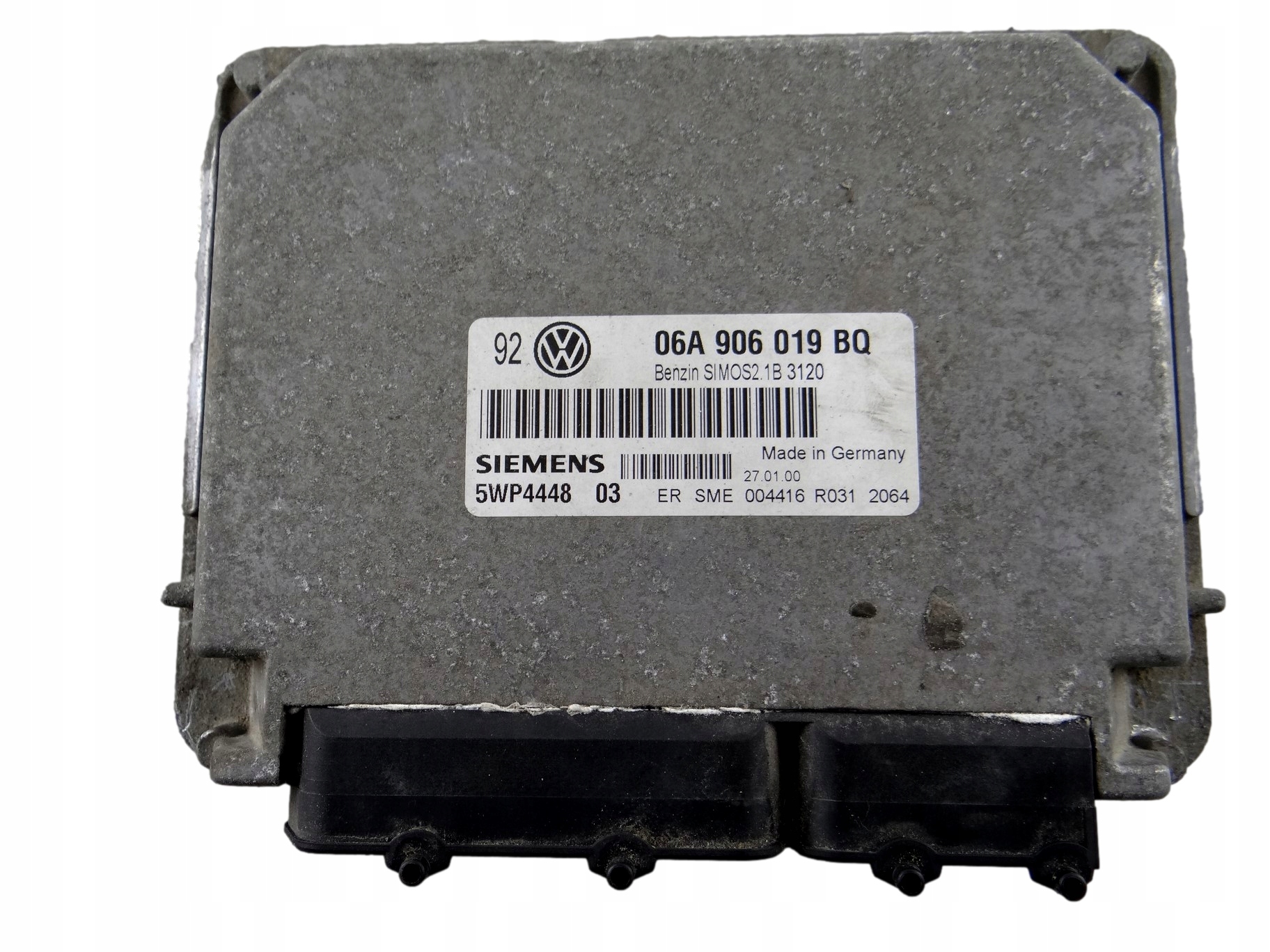 control unit of the engine VOLKSWAGEN GOLF IV 06A 906 019 BE