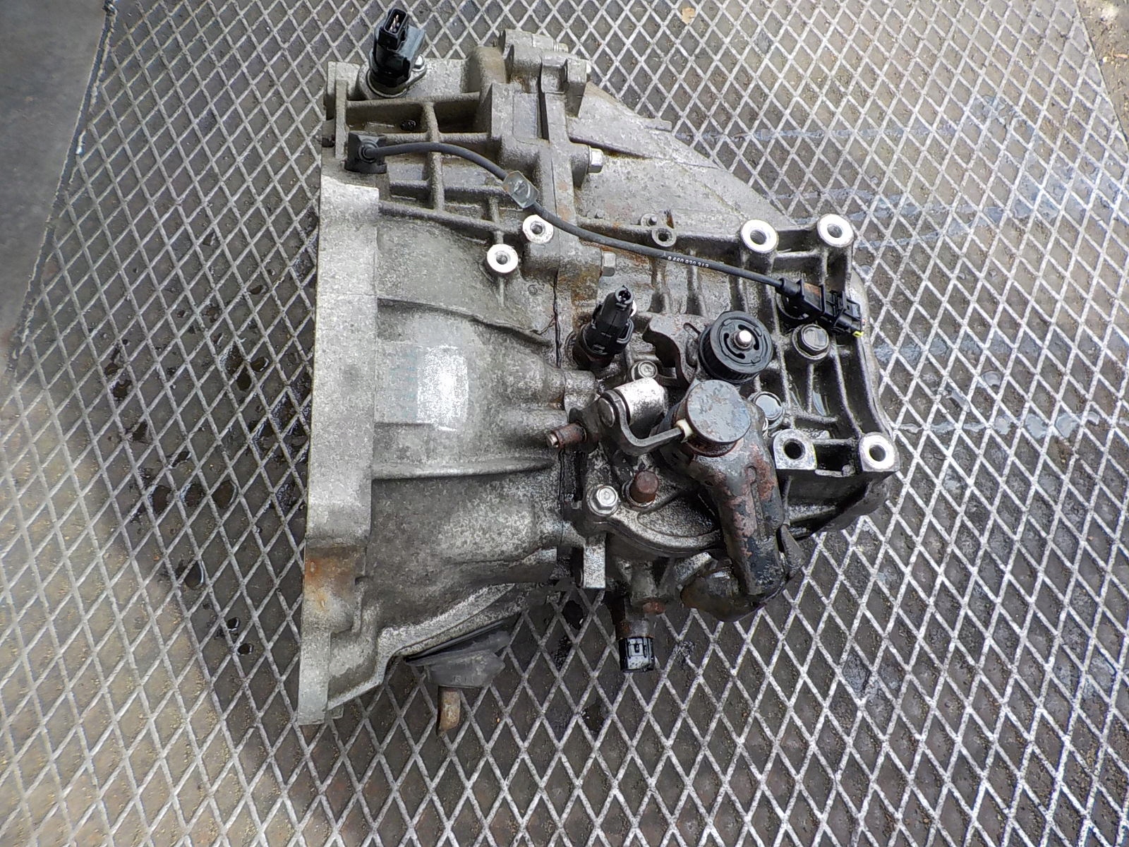 HYUNDAI I30 1.6 CRDI gearbox, does not have NUMERU