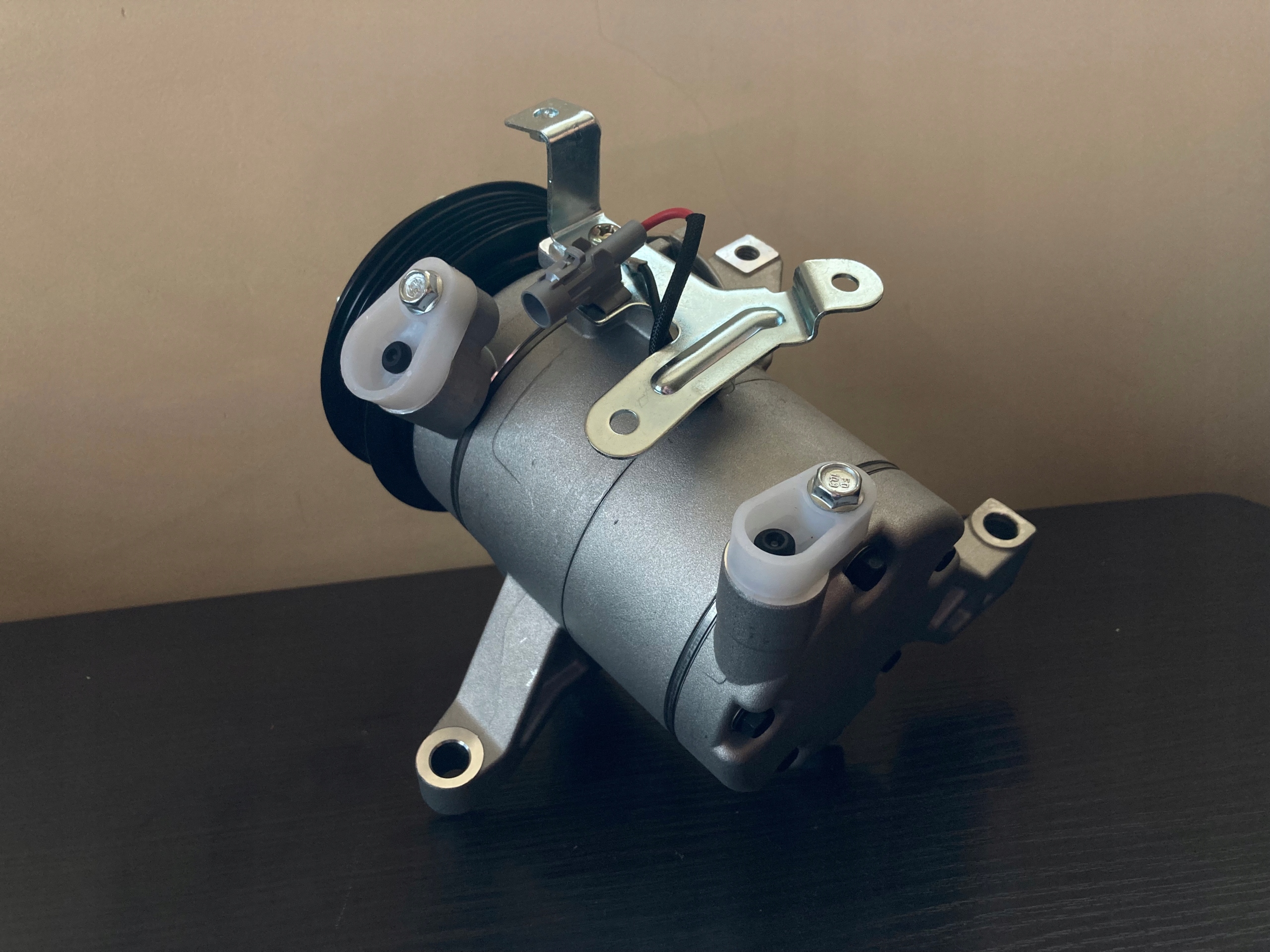 Sprężarka Subaru Impreza Forester 73111FJ040