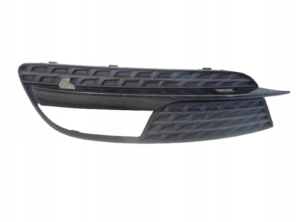grid of a bumper front front left AUDI A5 8T0 LIFT 8T0807681H