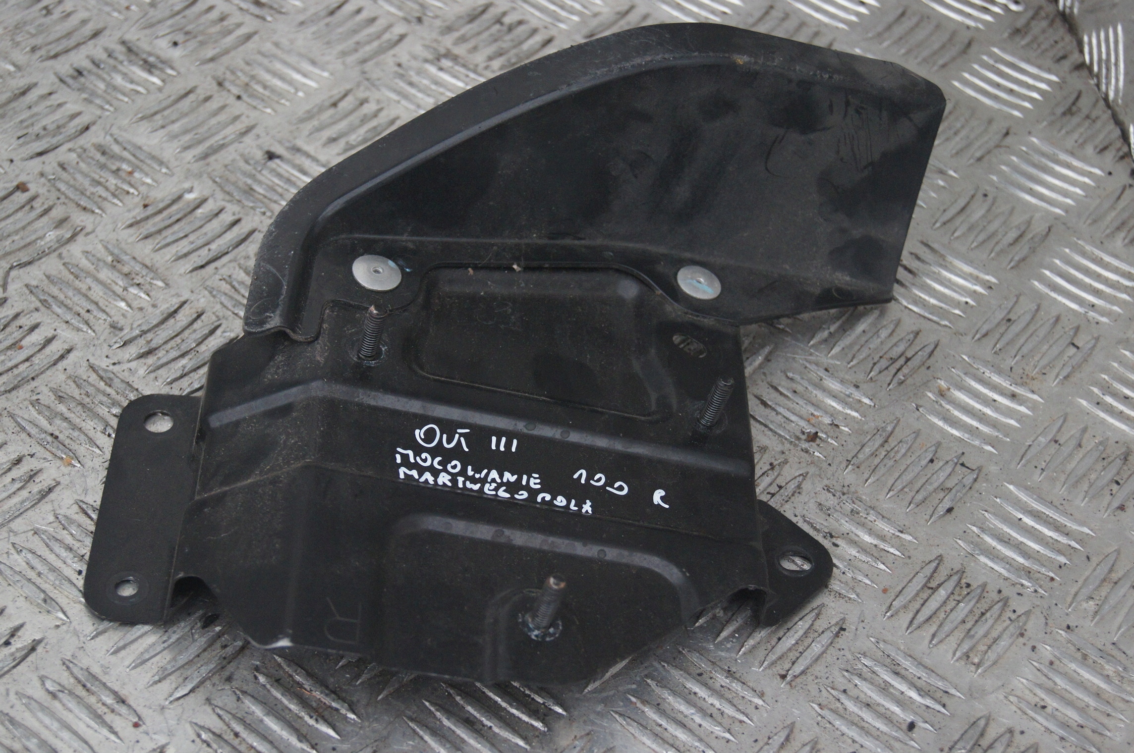 Outlander III LIFT mocowanie martwego pola prawe