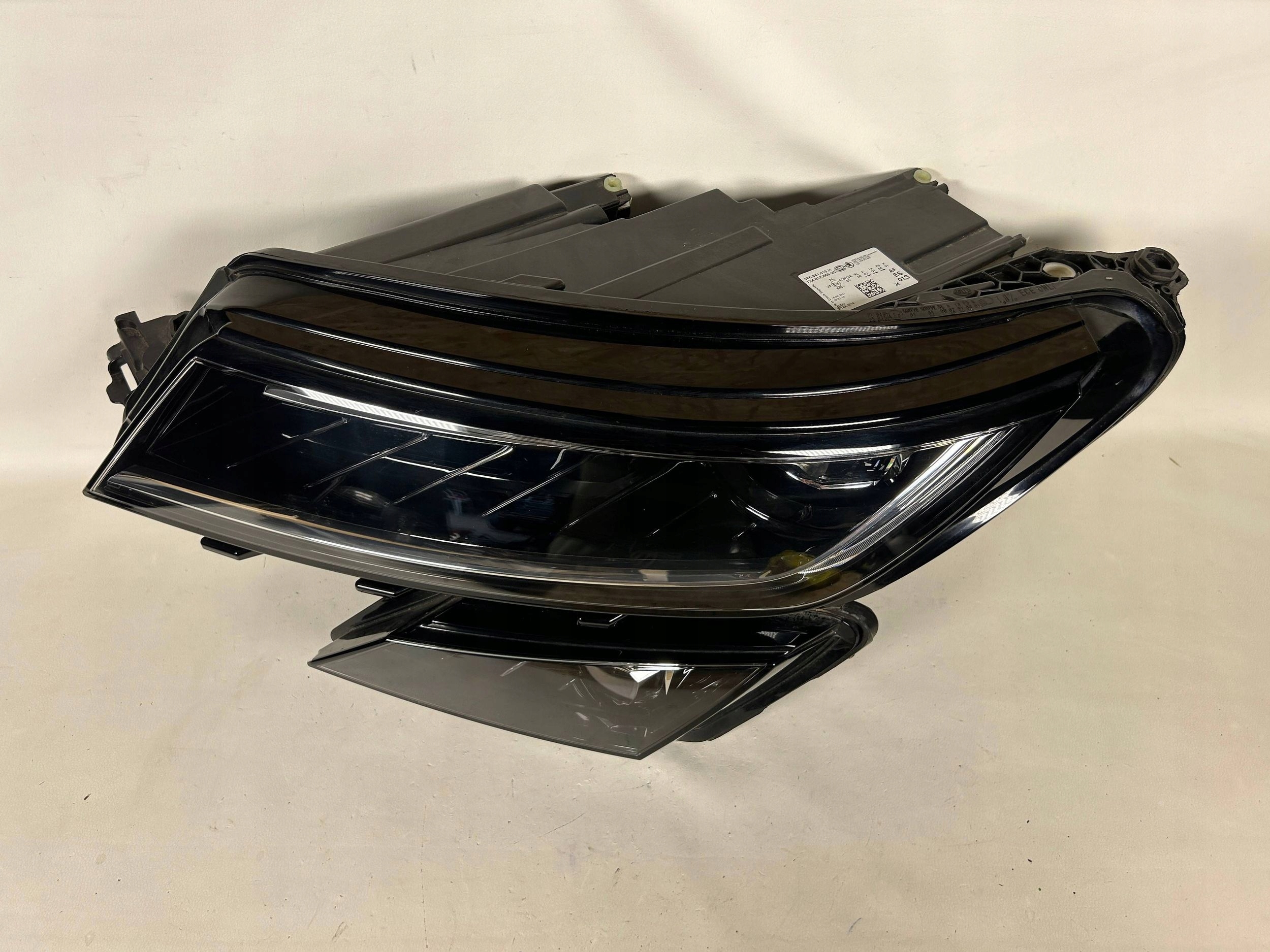 Skoda Kodiaq Full Led left front front