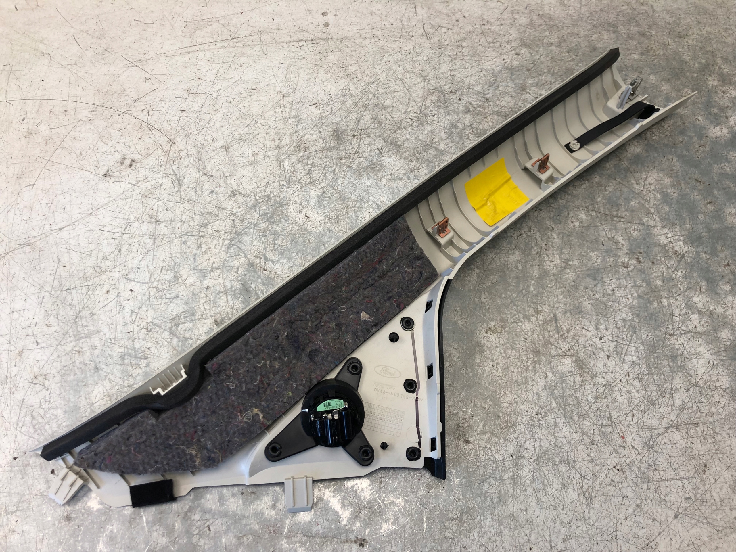 cover SLUPKA left front FORD KUGA MK2