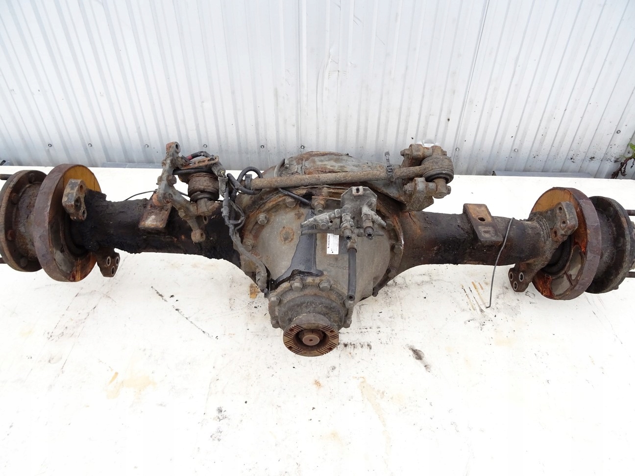 ЗАДНИЙ МОСТ ЗАДНИЙ ДИФФЕРЕНЦИАЛ VOLVO FL6 FL 608 MERITOR 167E
