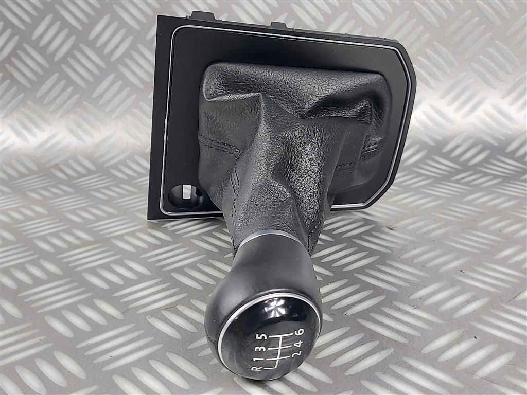 5TB711113A - Ручка переключения передач VW Touran III 6 передач 15-21 R