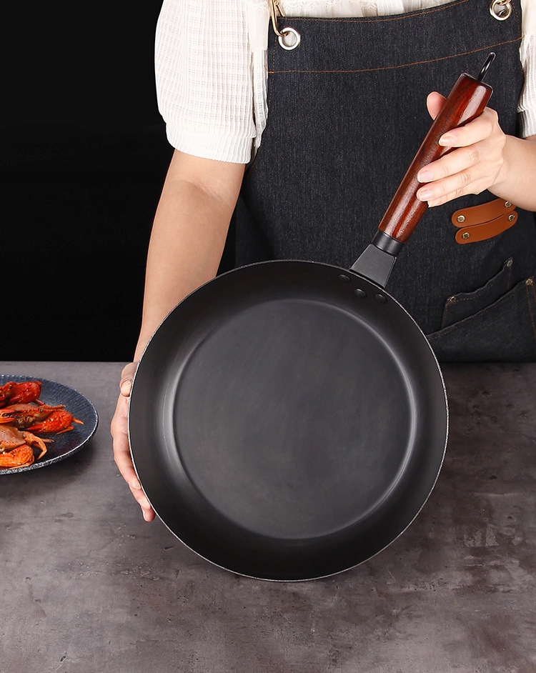 MAŁY GARNEK WOK DO PATELNI PIECOWEJ Rodzaj inny