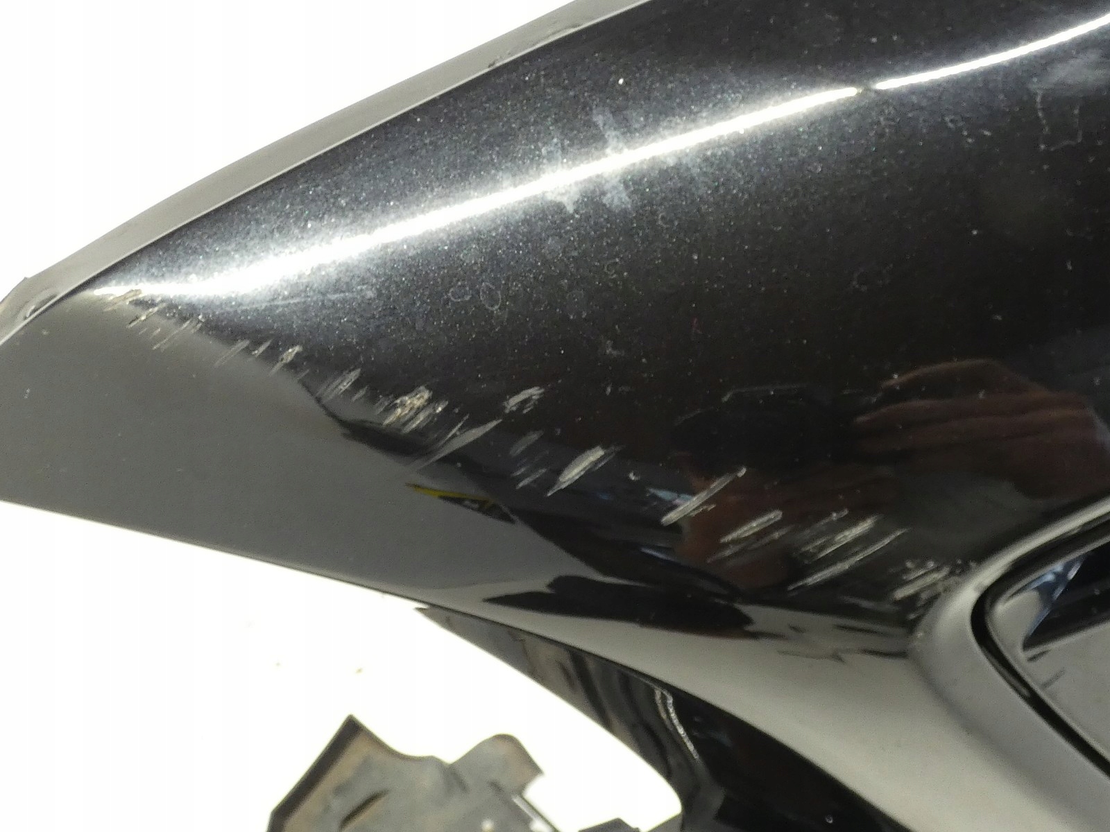 bumper front front VOLVO S60 and V60 II LIFT R-design LAKIER 717