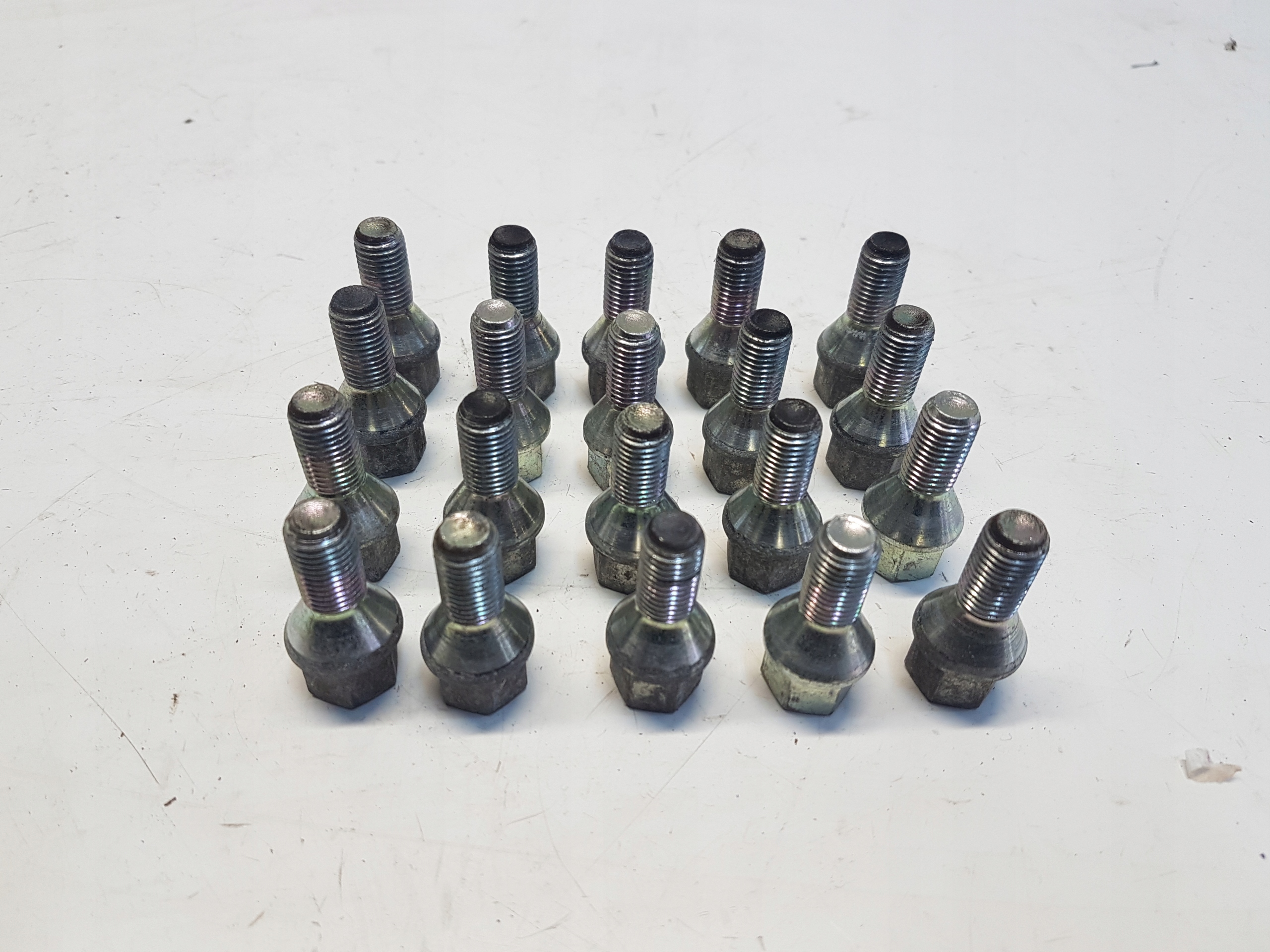 SUZUKI VITARA III LIFT КОЛЕСНЫЕ БОЛТЫ 20ШТ