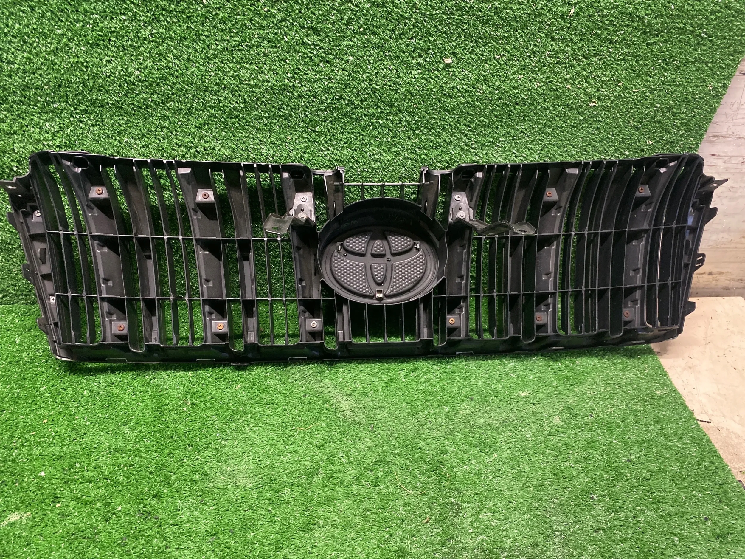 Toyota Land Cruiser J7/J9/J12/J15/J25 J15 Kühlergrill FRONTGRILL 5311460080 - Thumbnail 6