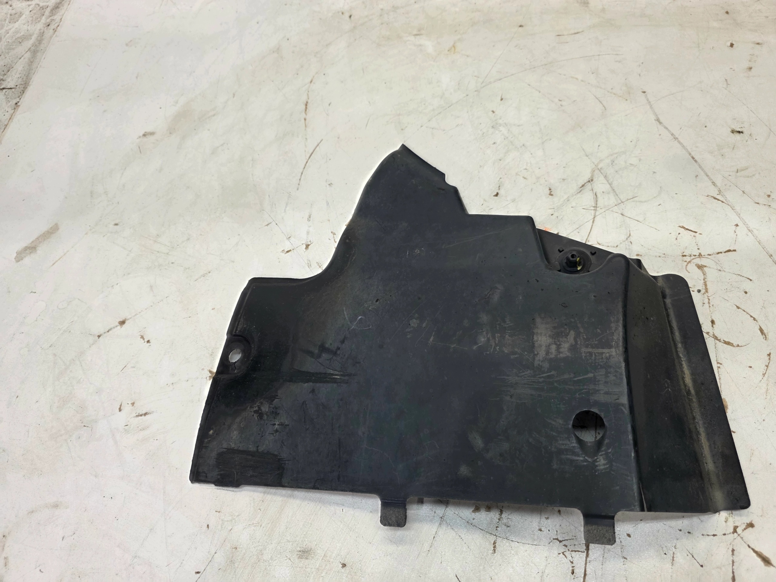 cover chassis left MALA AUDI Q5 8R 8R0825201A 2/26