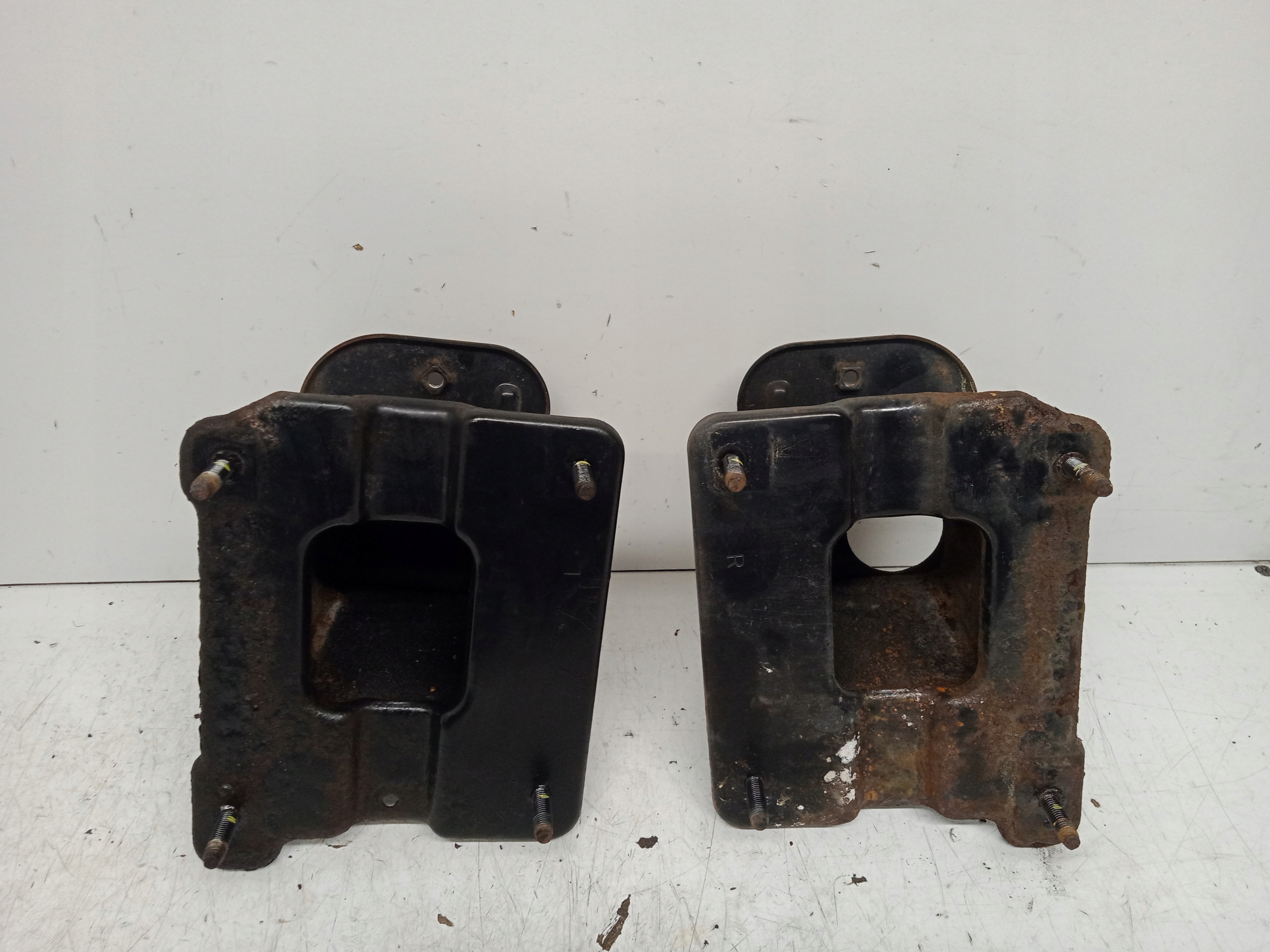 KIA CARENS IV beam tip left rear part 2013-17R