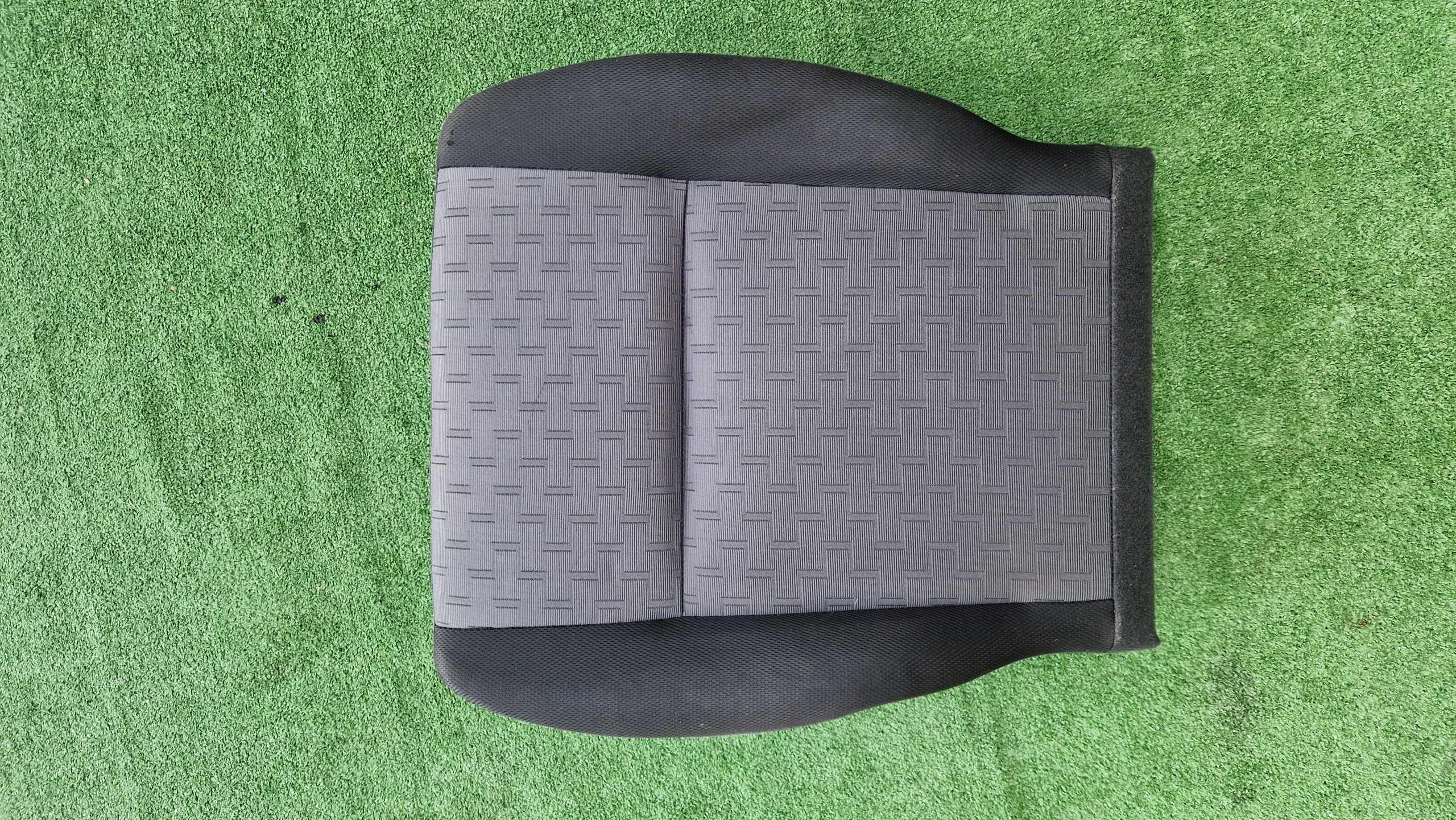 SIEDZISKO seat SUZUKI JIMNY left right 2009R