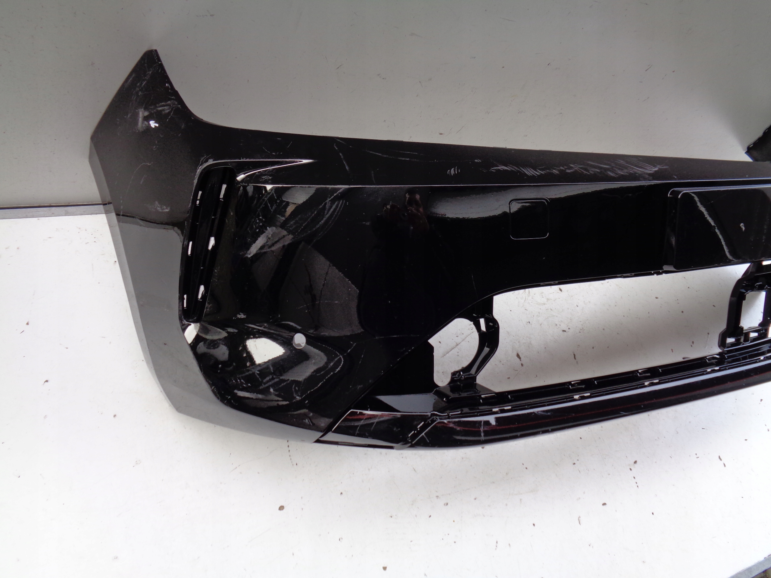 front bumper OPEL ASTRA VI L 22- NR 39825