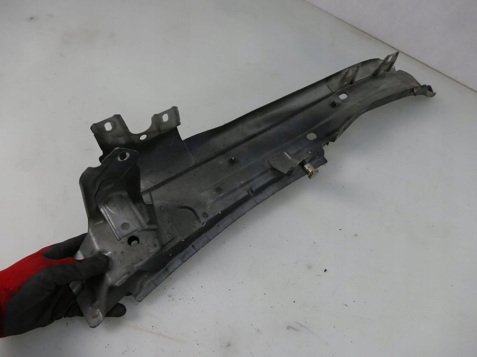 AUDI Q7 4L Support plaque Aile Gauche Avant Console Z5Q LZ5Q