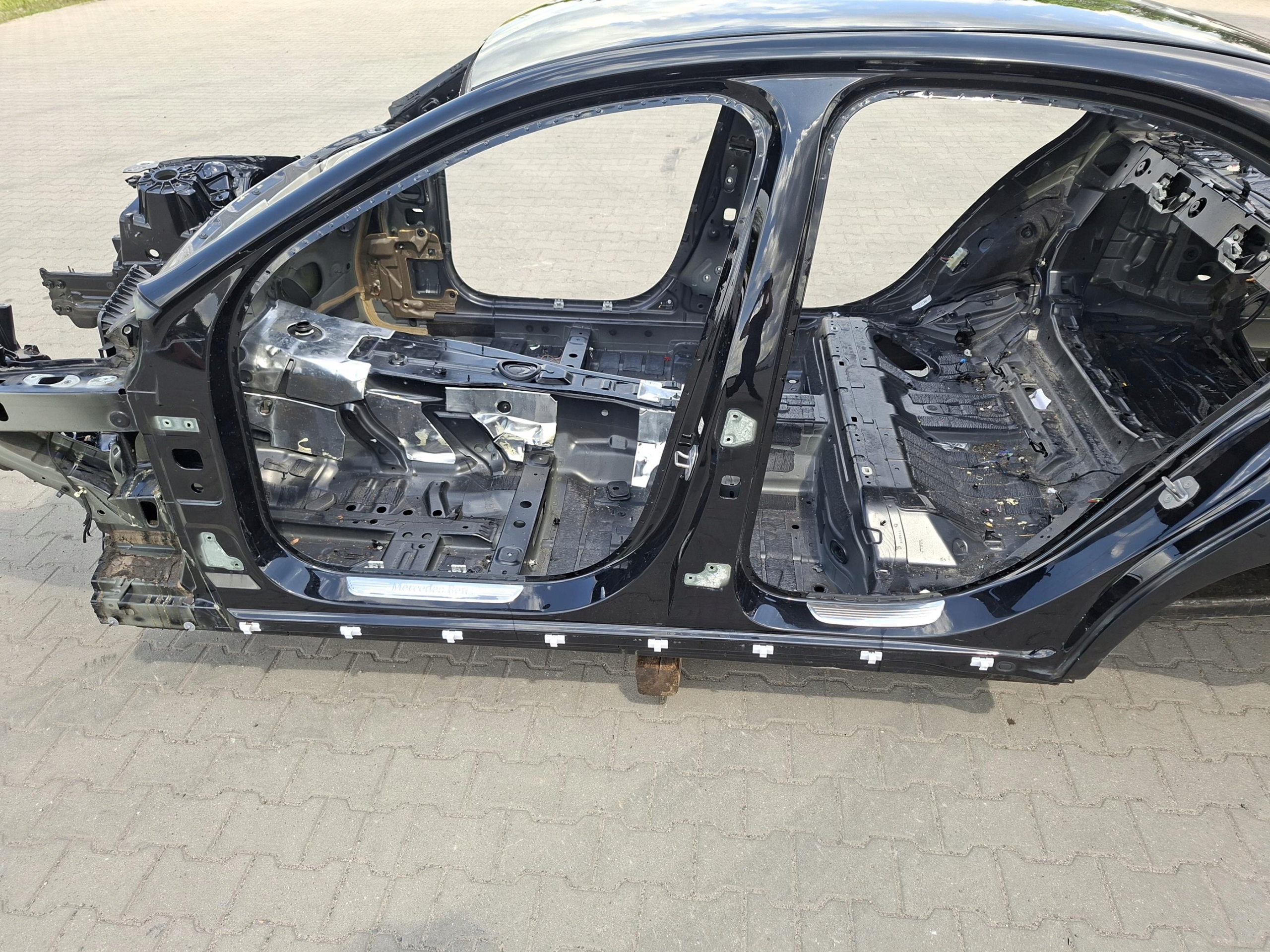 threshold left pillar central quarter front left MERCEDES E W213 S213 197