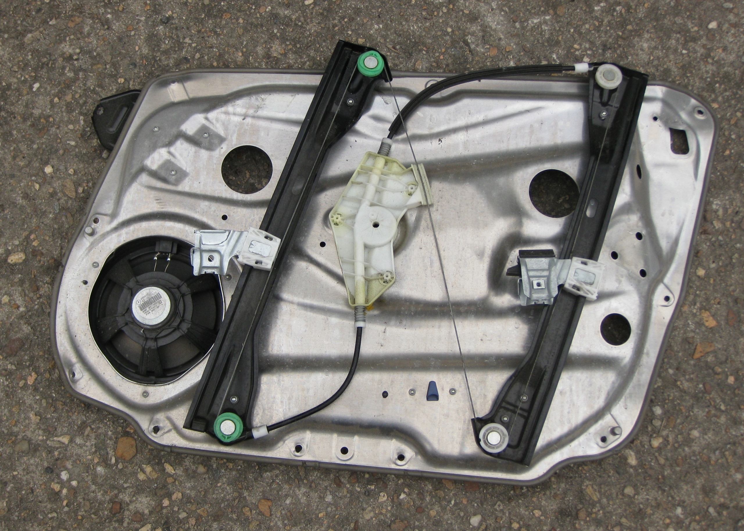 MERCEDES W212 E KLASA 11r window regulator left front A2128201102