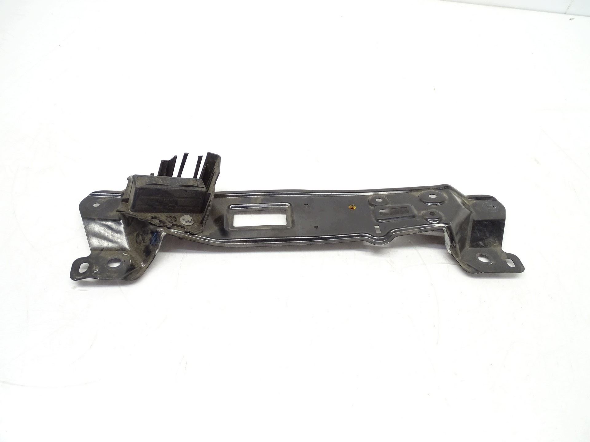 Support plaque Pare choc Avant TESLA 3 1103760-00-C