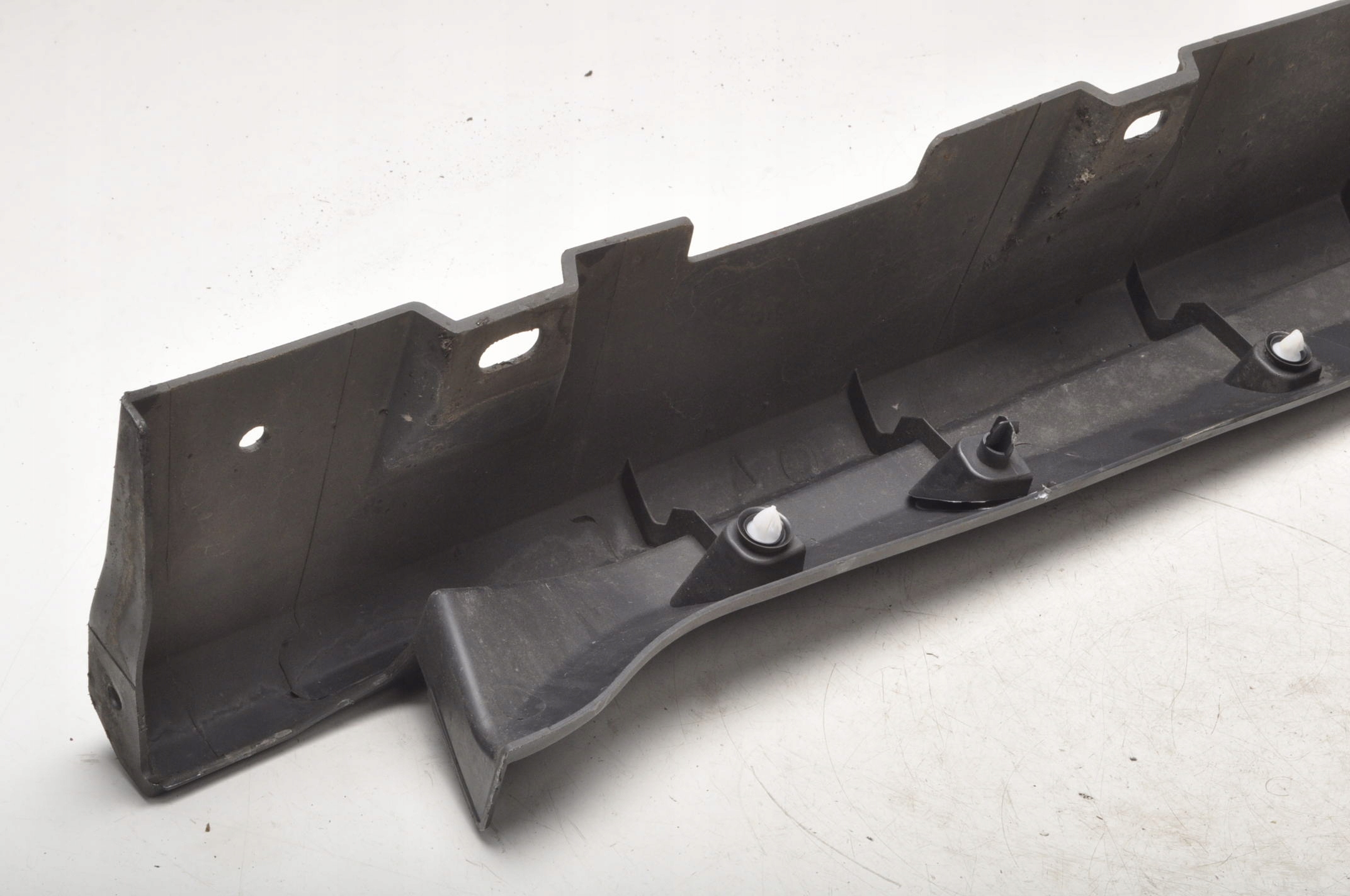 FORD TRANSIT COURIER NAKŁADKA PROGOWA LEWA Producent części Ford OE