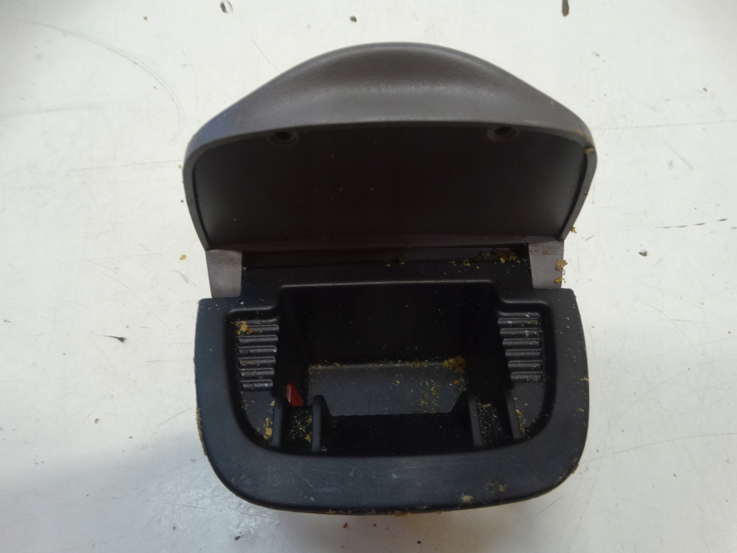 passenger compartment ashtray PEUGEOT 206 9627659577