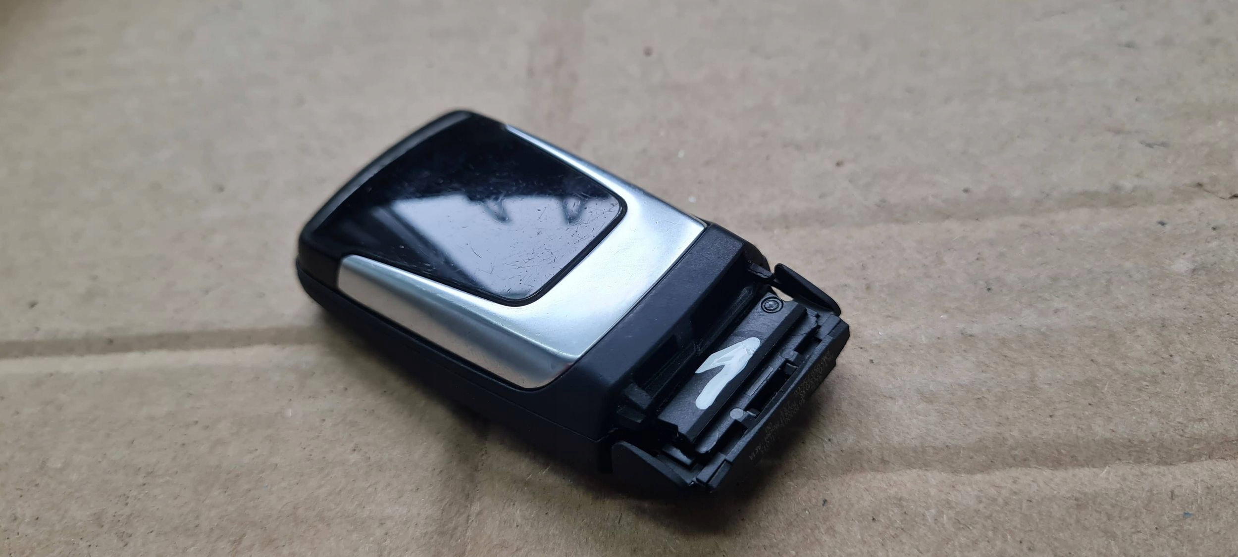 Q5 80A key PILOT PANIC USA 4M0959754CG
