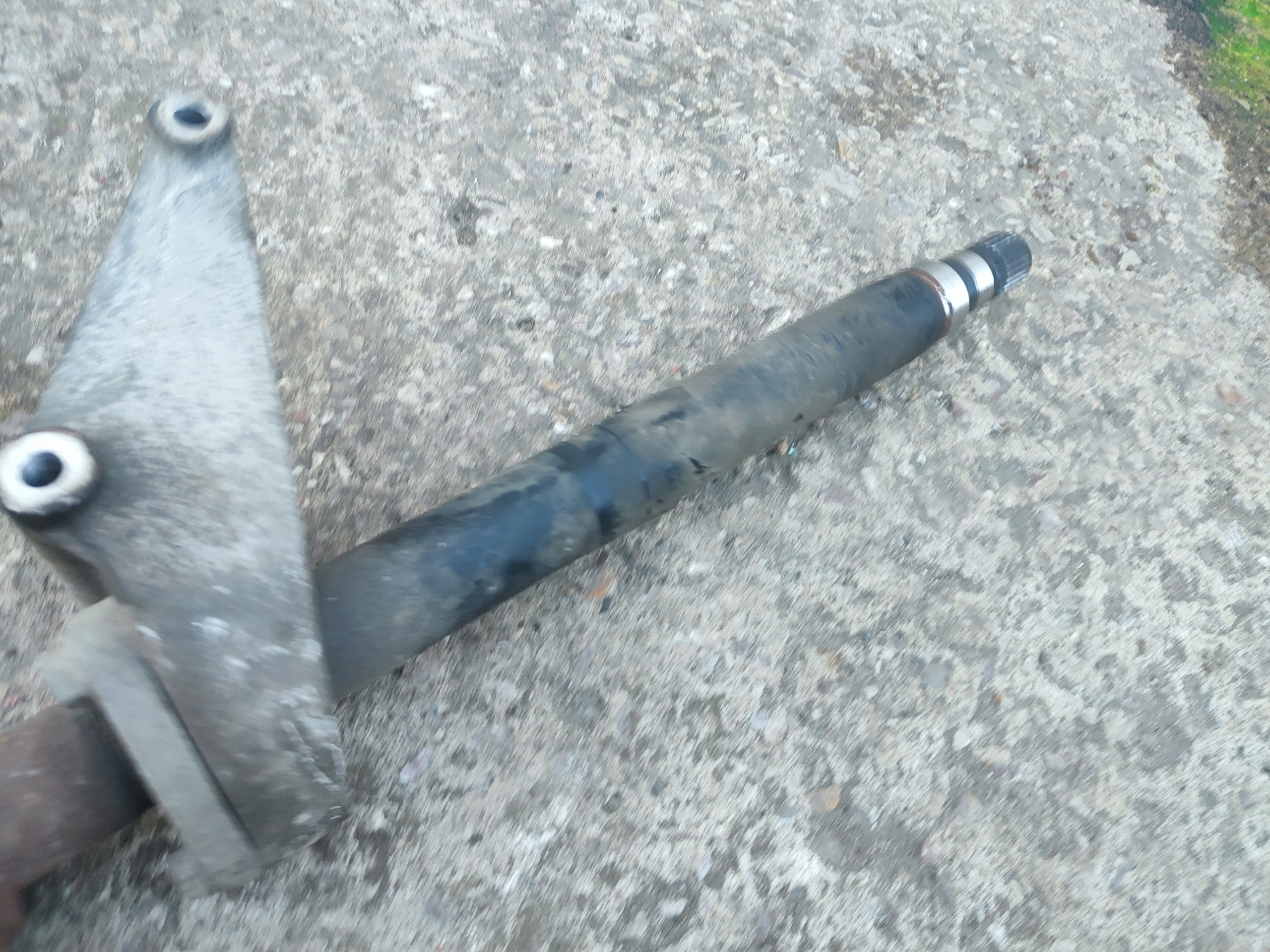 OPEL ASTRA J semi-axis right long LB 1.4T 13271556